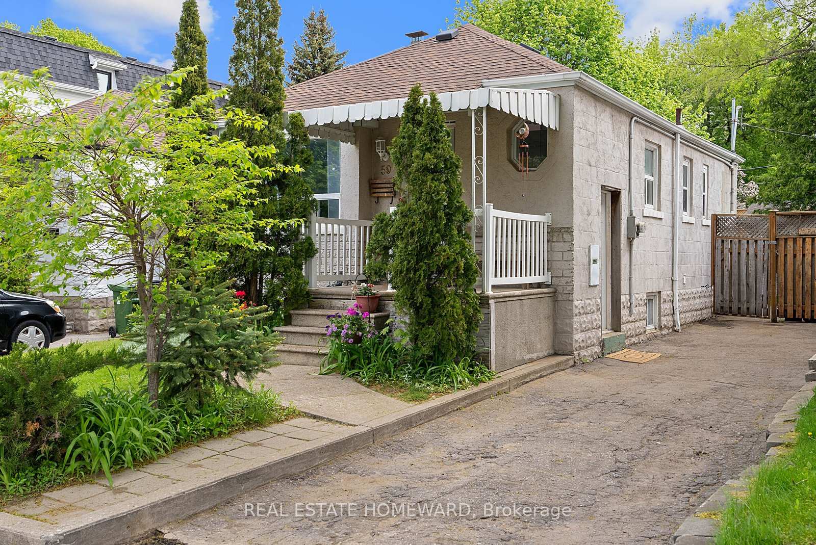59 Manderely Drive