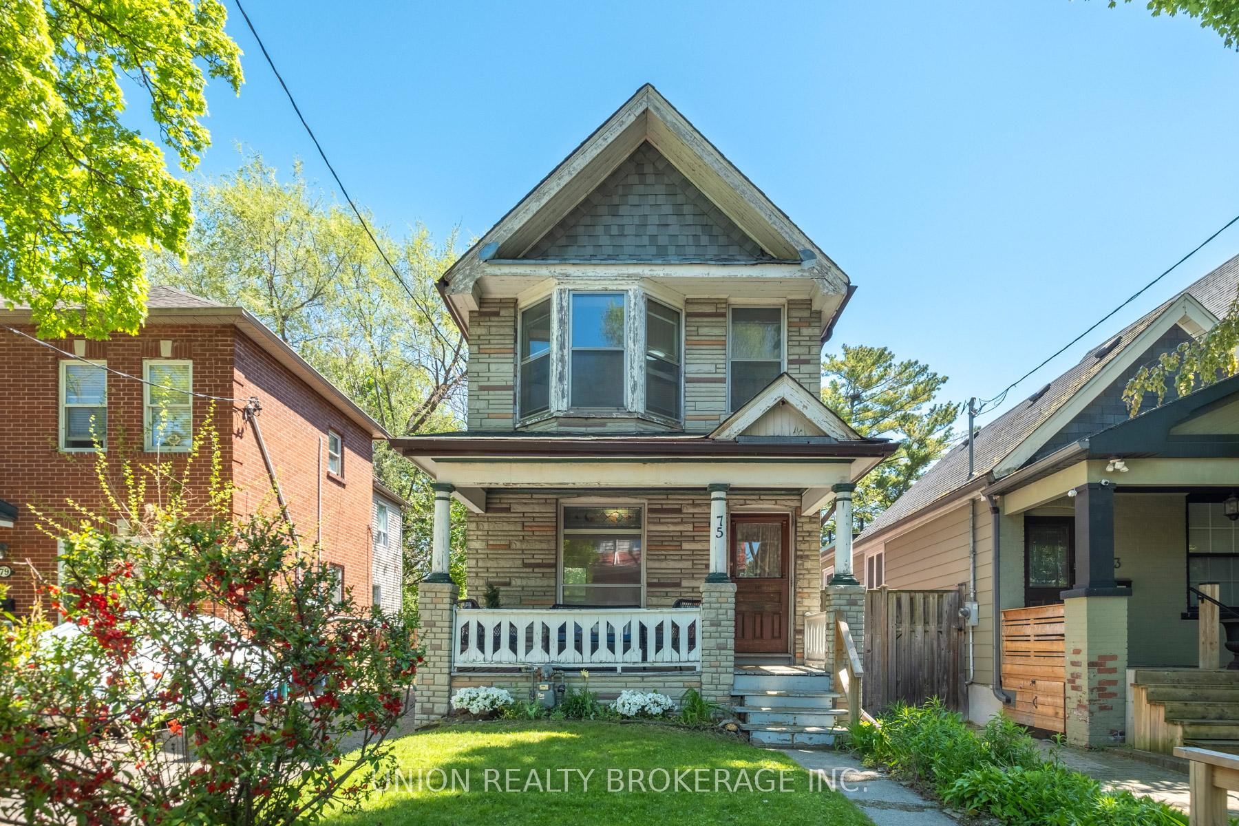 75 Redwood Avenue