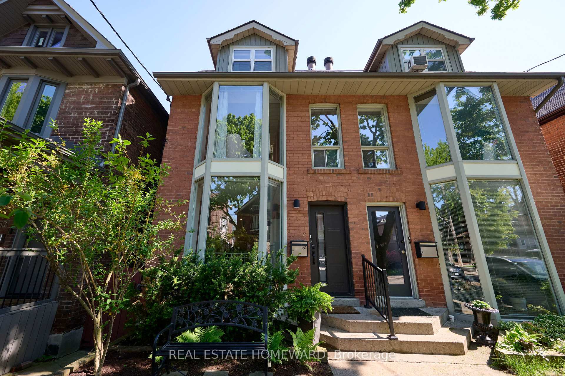 51 Harcourt Avenue