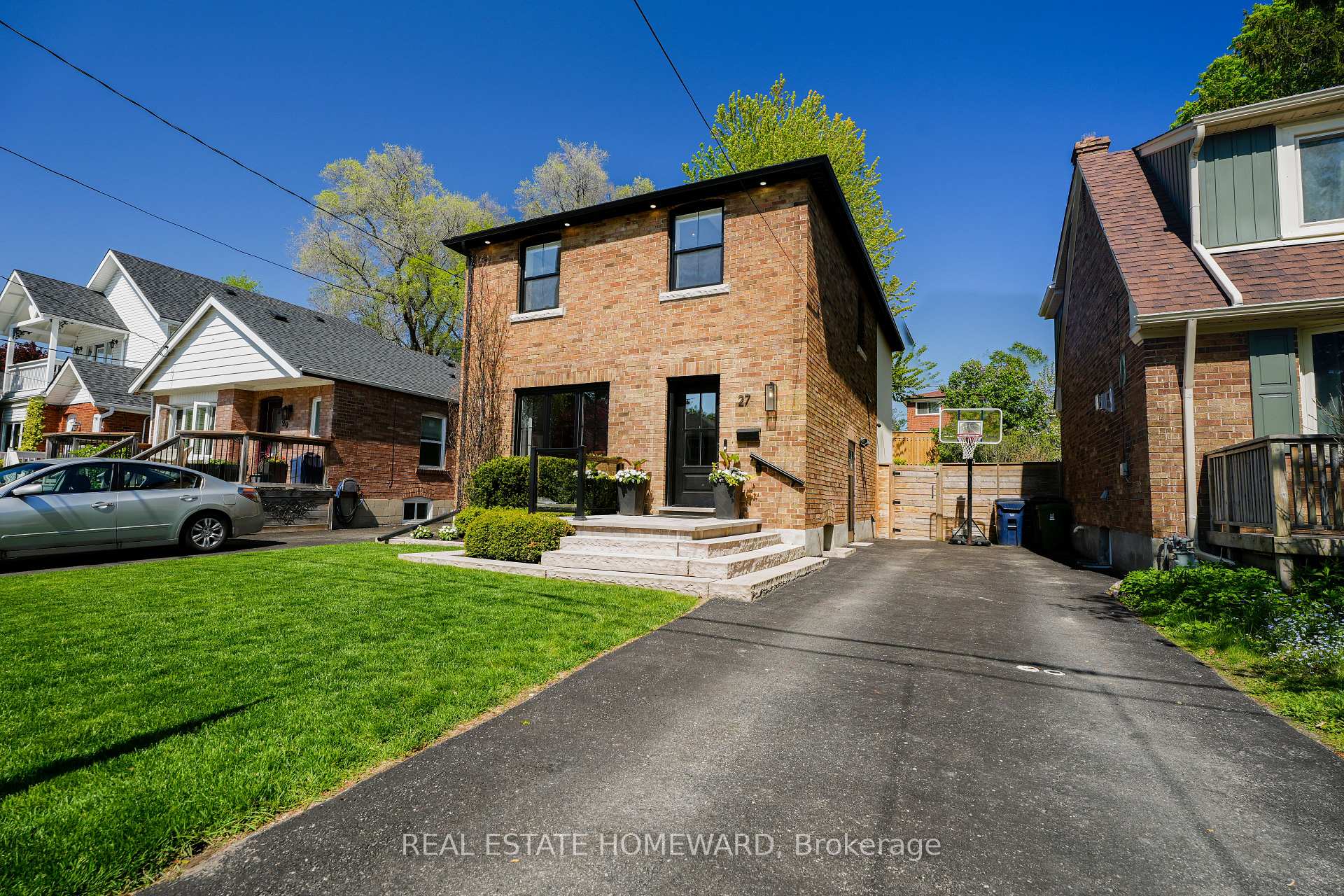 27 Avalon Boulevard