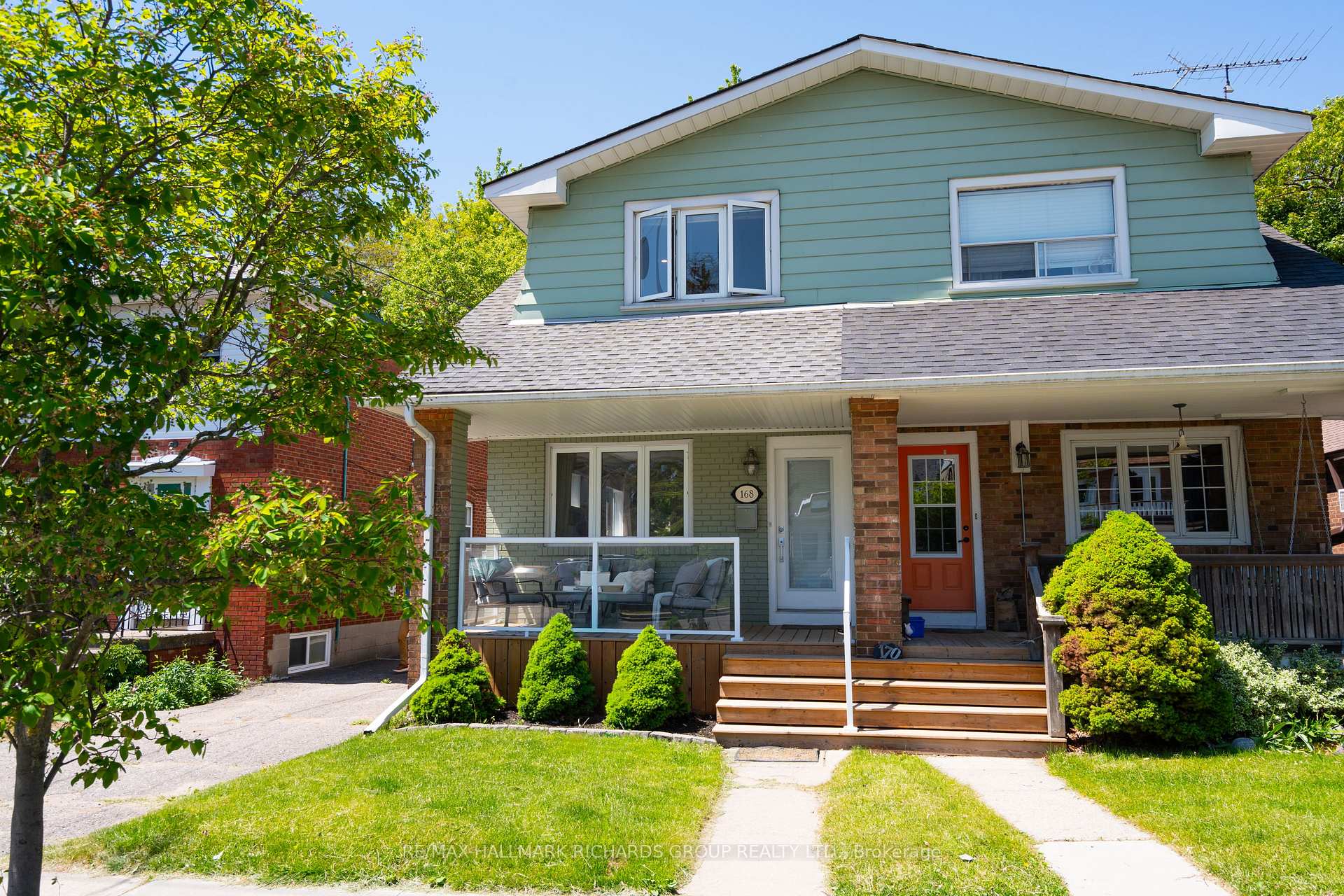 168 Blantyre Avenue