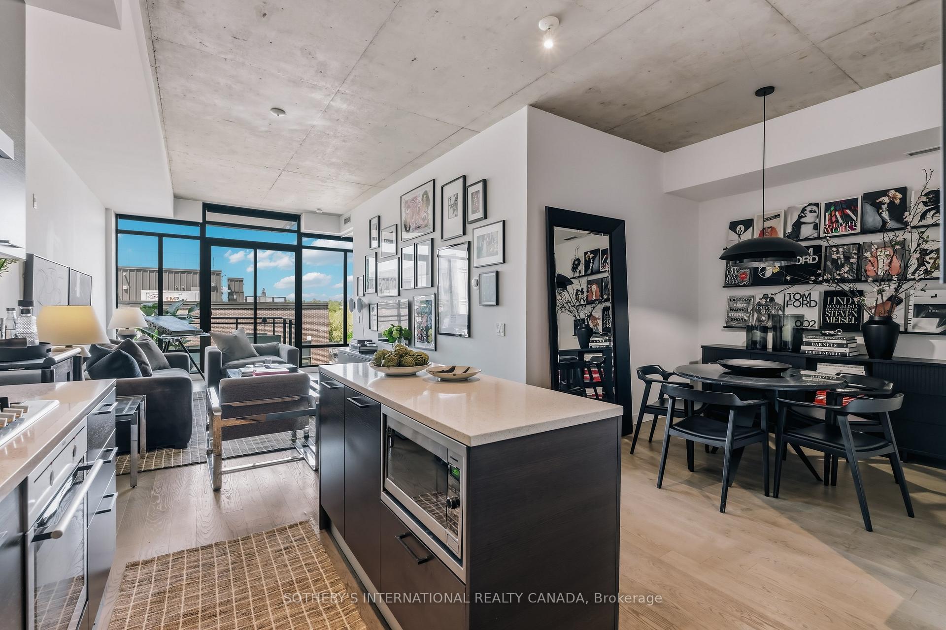 90 Broadview Avenue