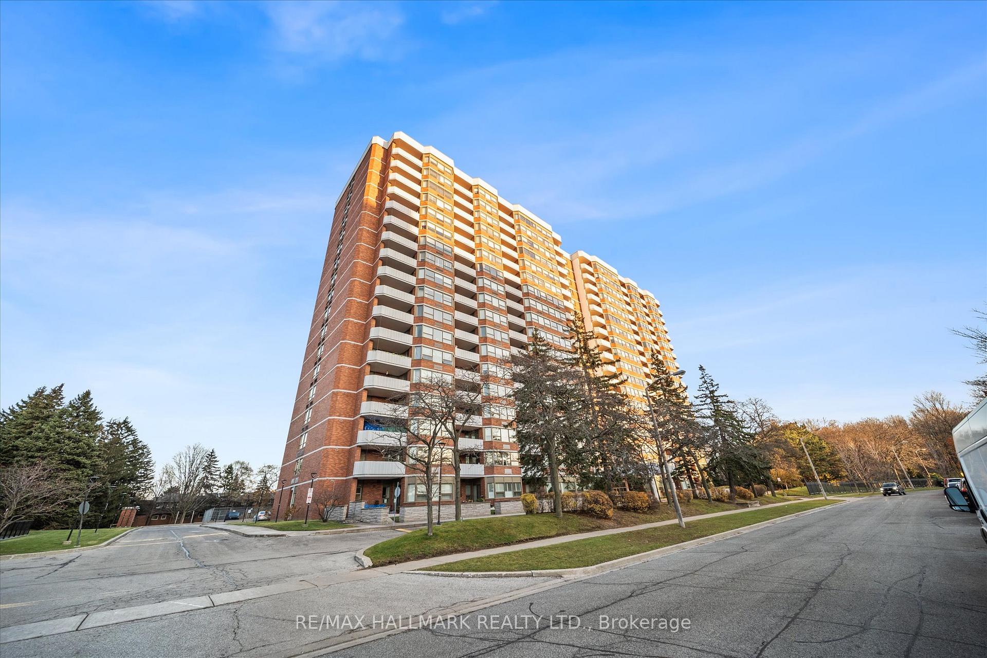 121 Ling Road