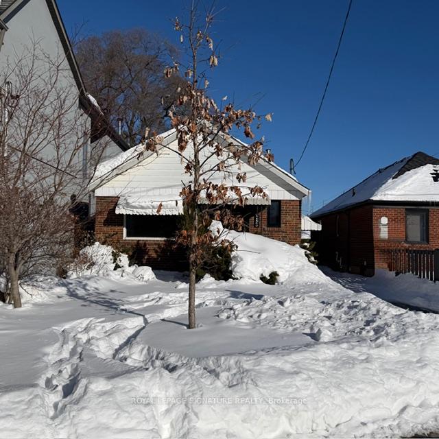 293 Glebemount Avenue