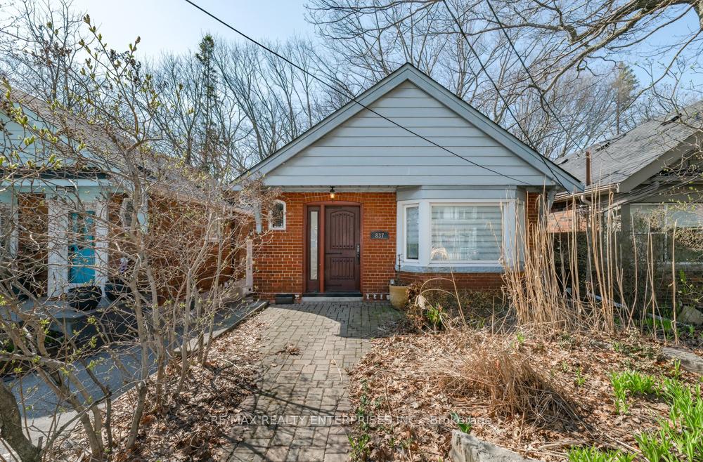 837 Kingston Road