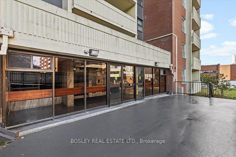 3 Massey Square
