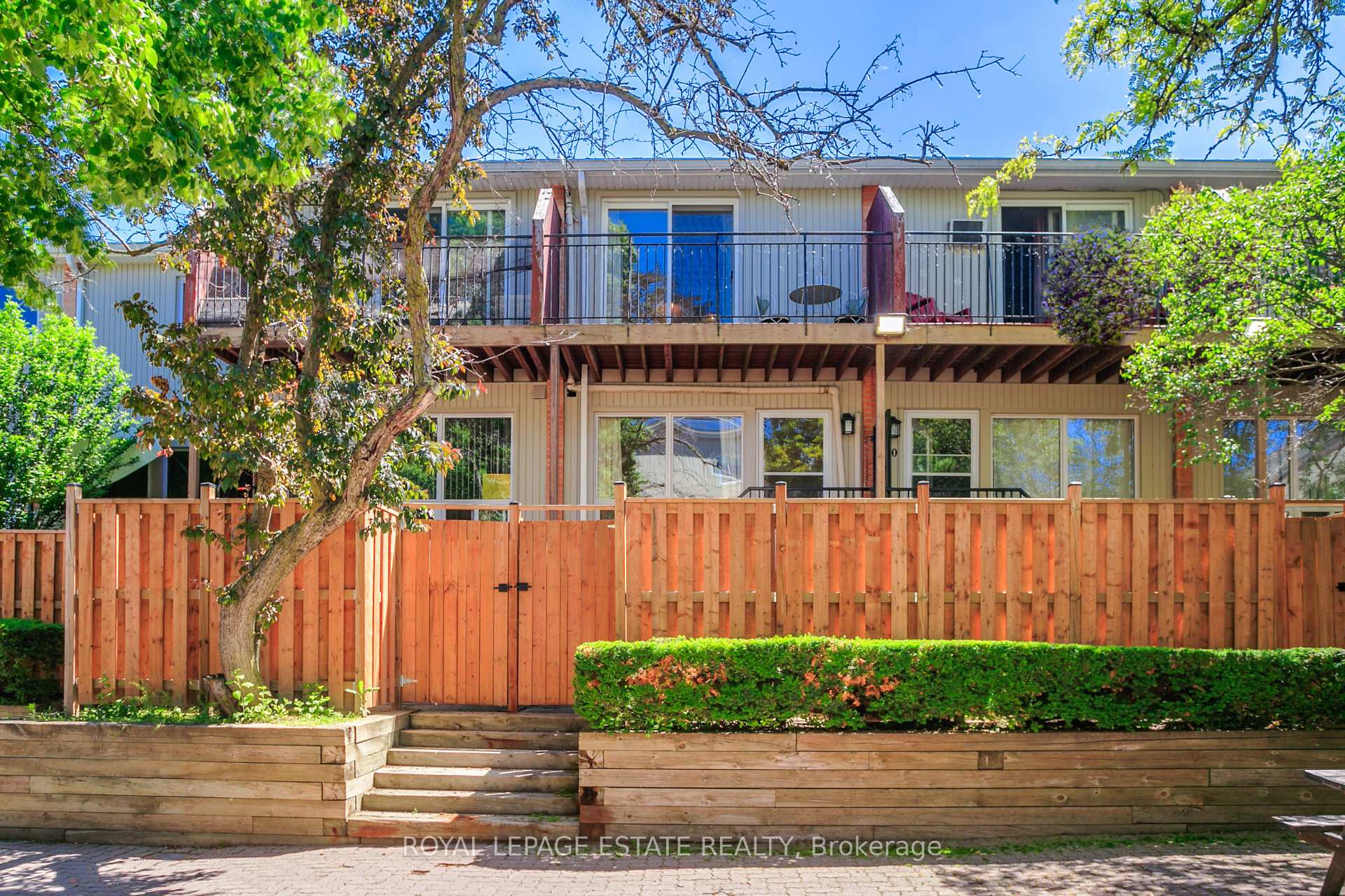 1209 Queen Street E