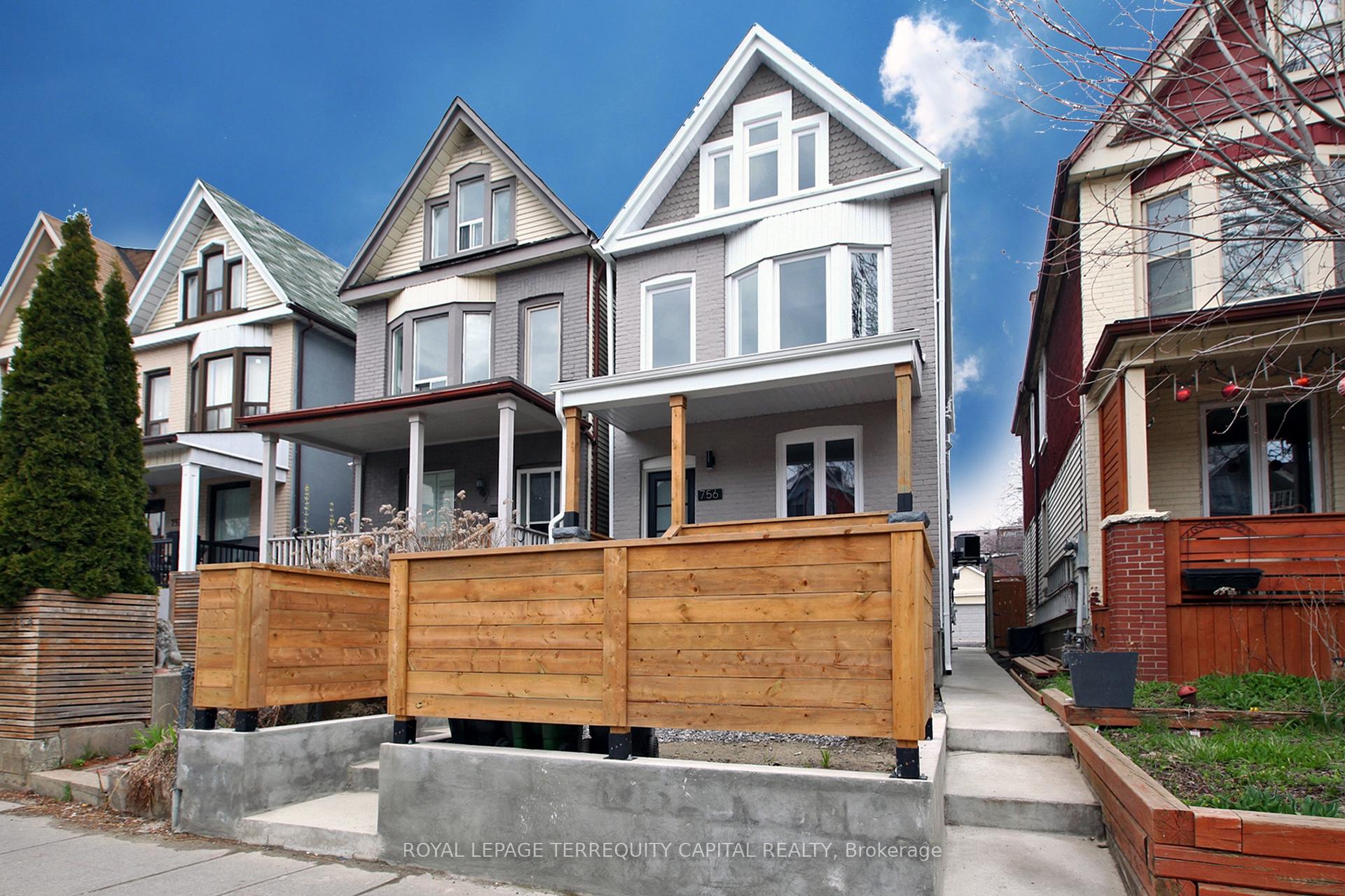 756 Gerrard Street E