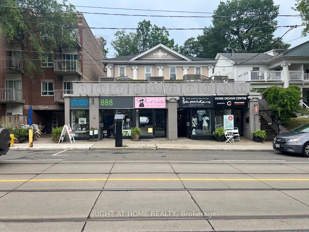 2359 Queen Street E