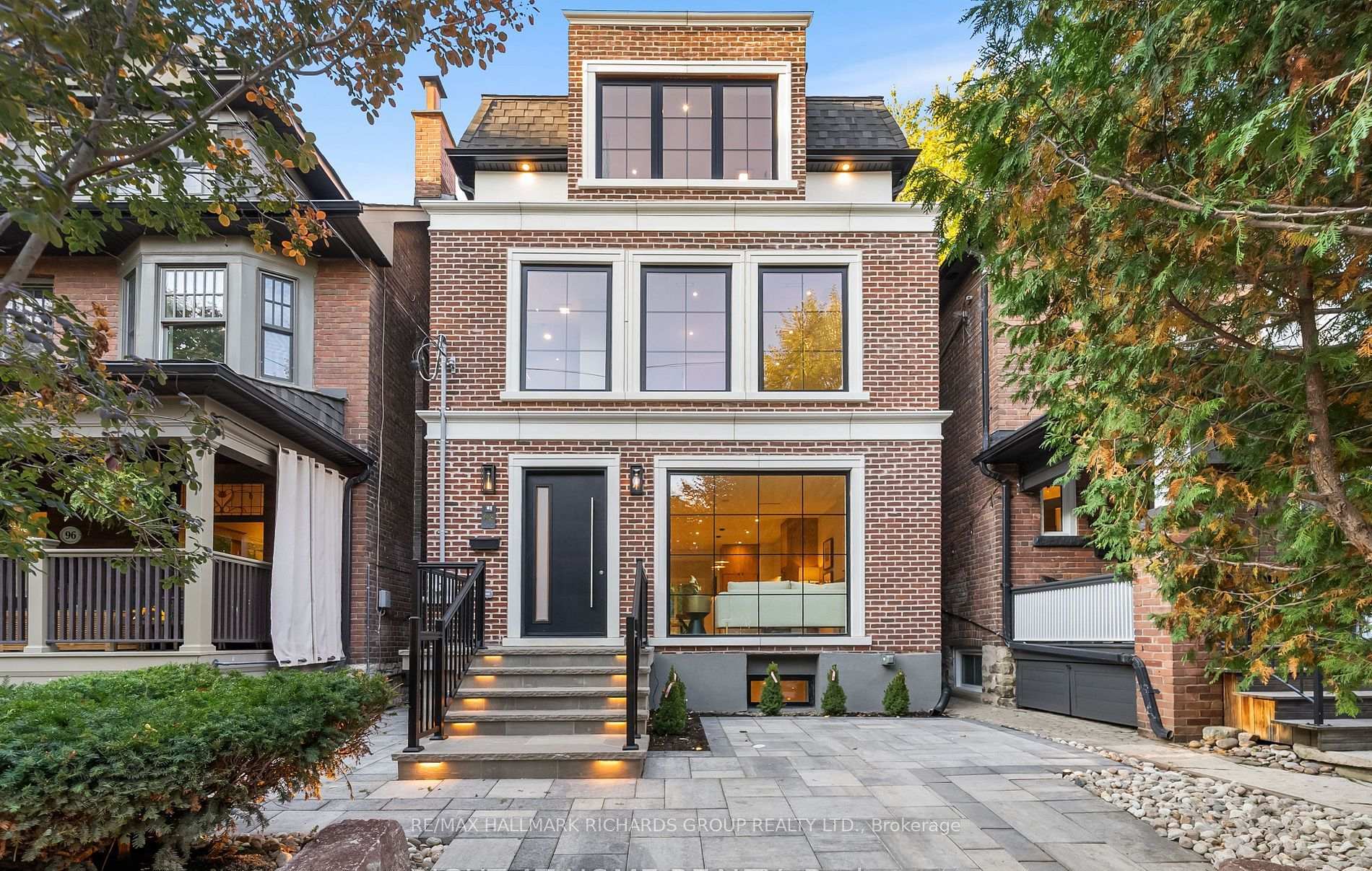 98 Dixon Avenue