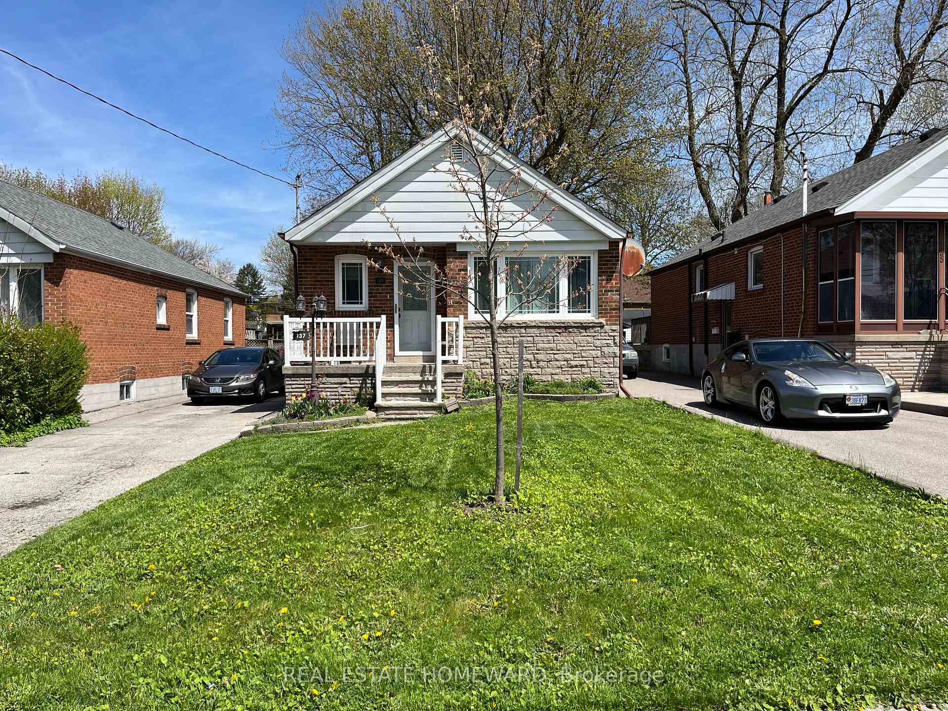137 Harewood Avenue