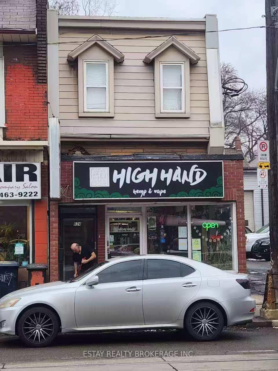 624 Gerrard Street E
