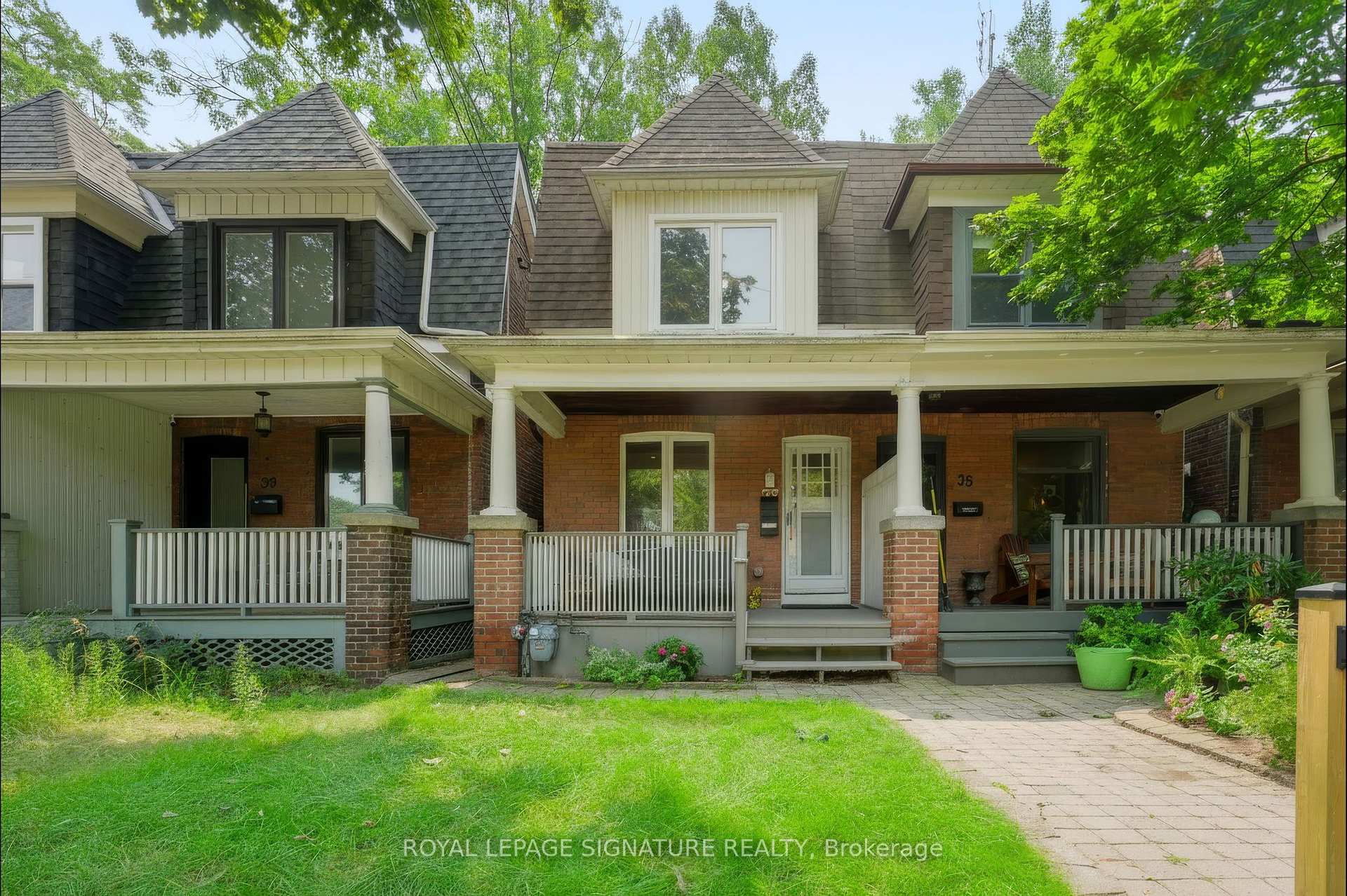 37 Strathcona Avenue