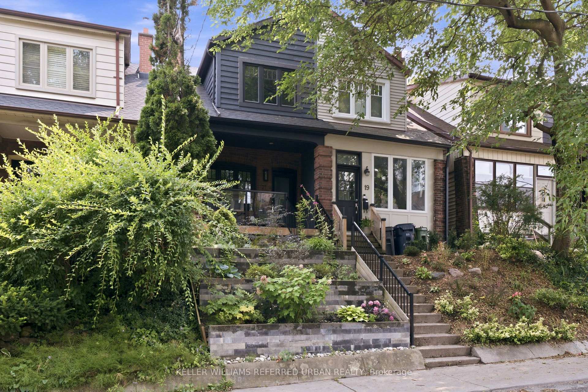 21 Millbrook Crescent