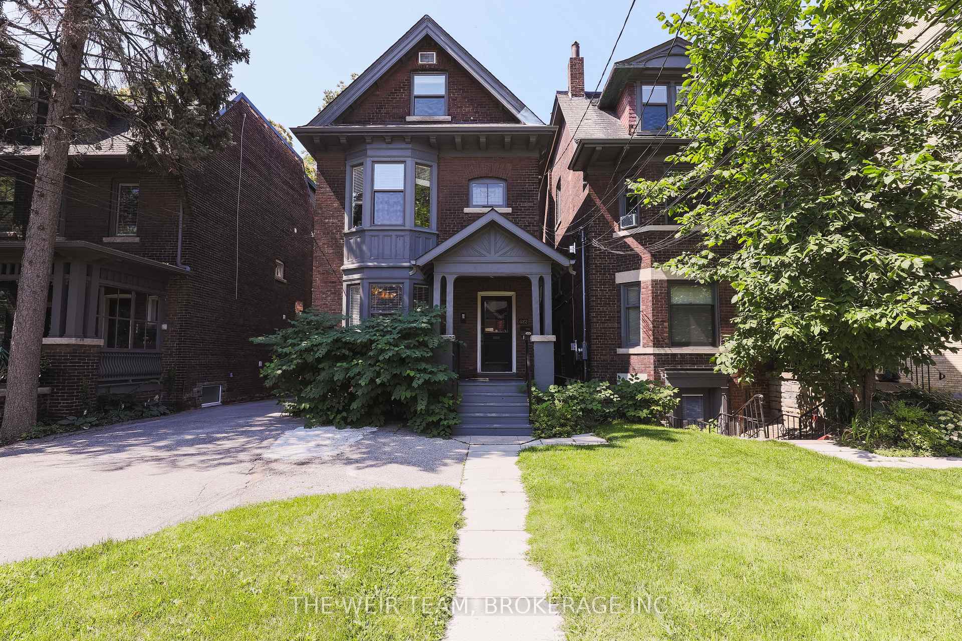 672 Broadview Avenue