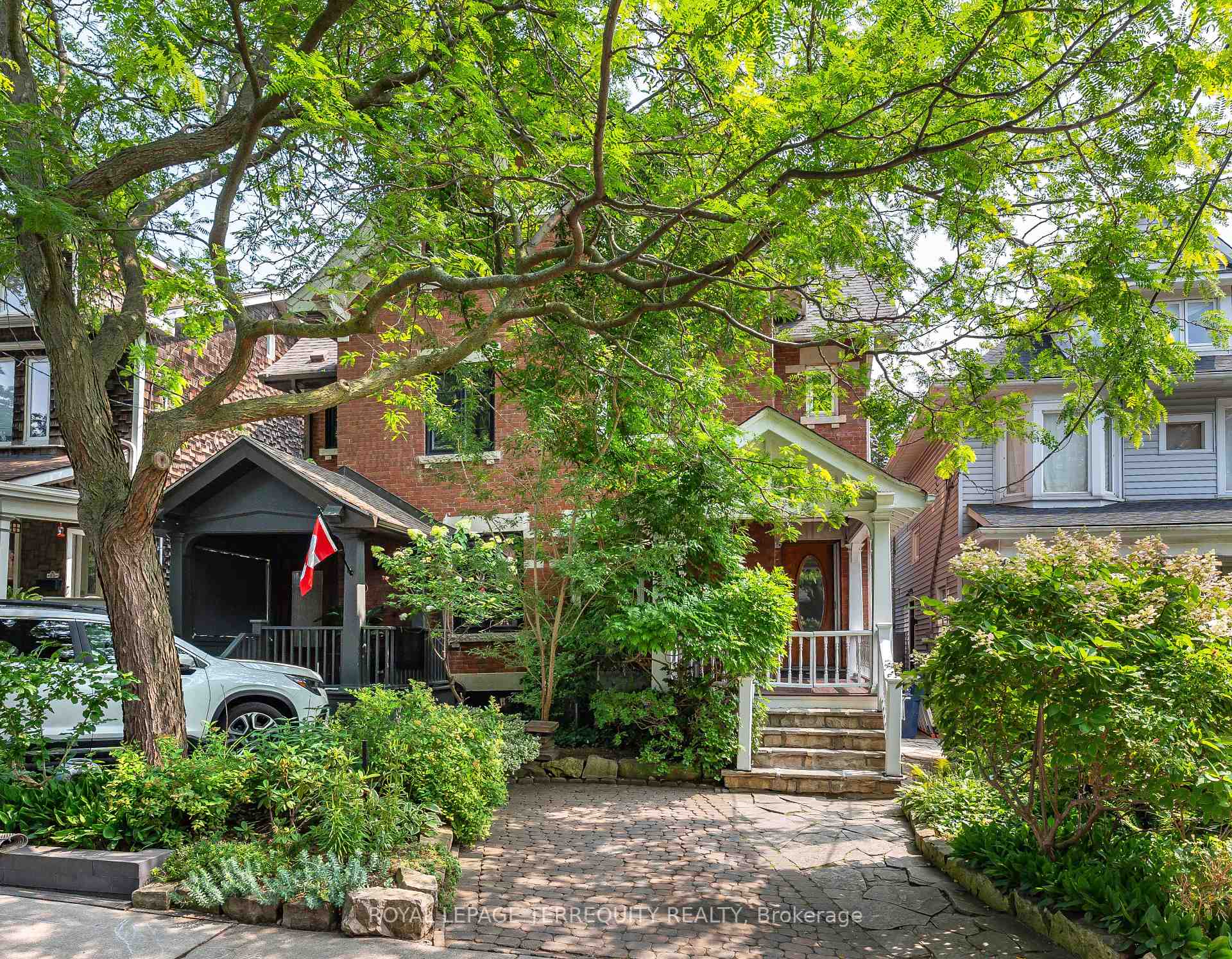 89 Leuty Avenue