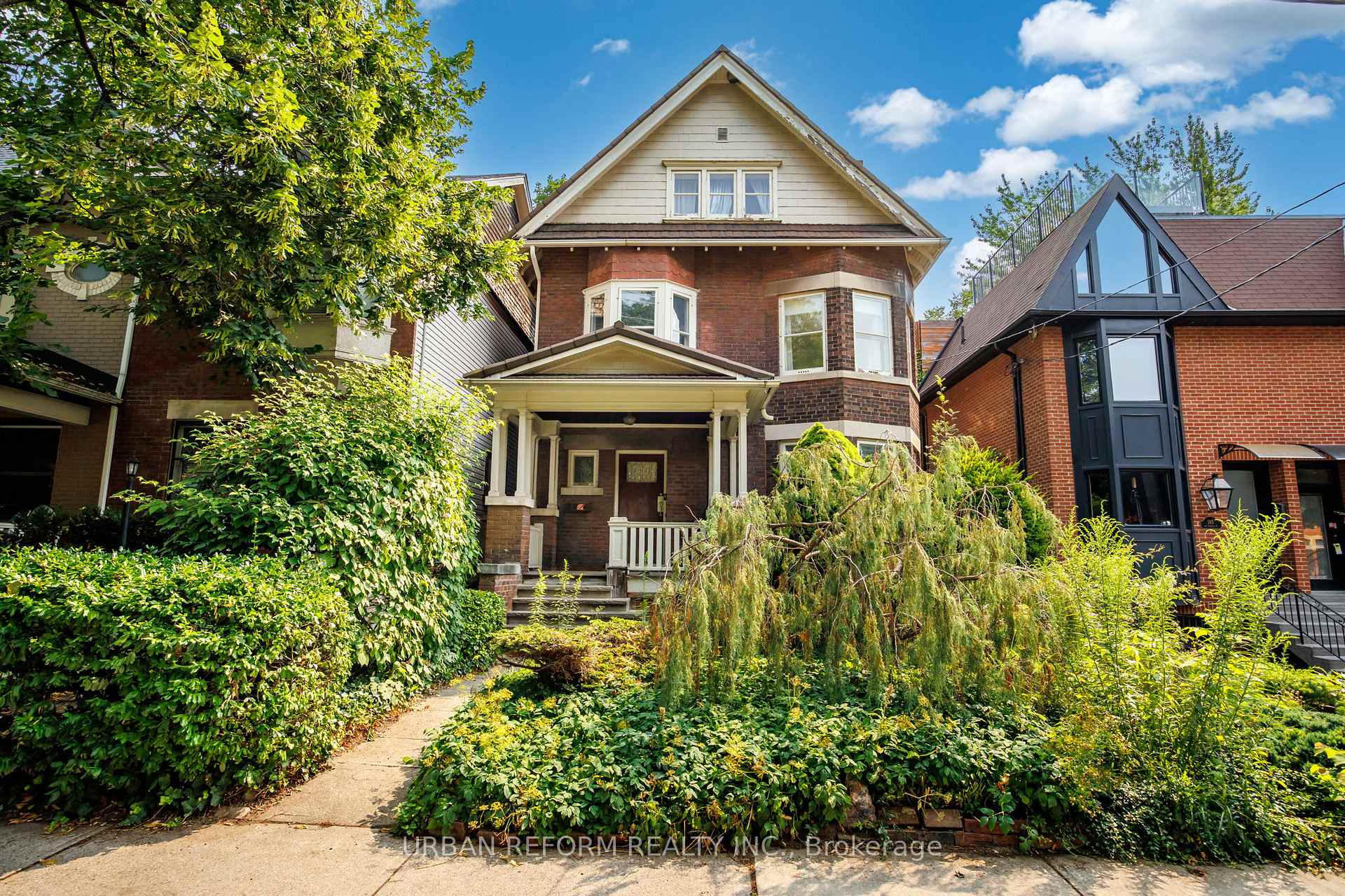 197 De Grassi Street