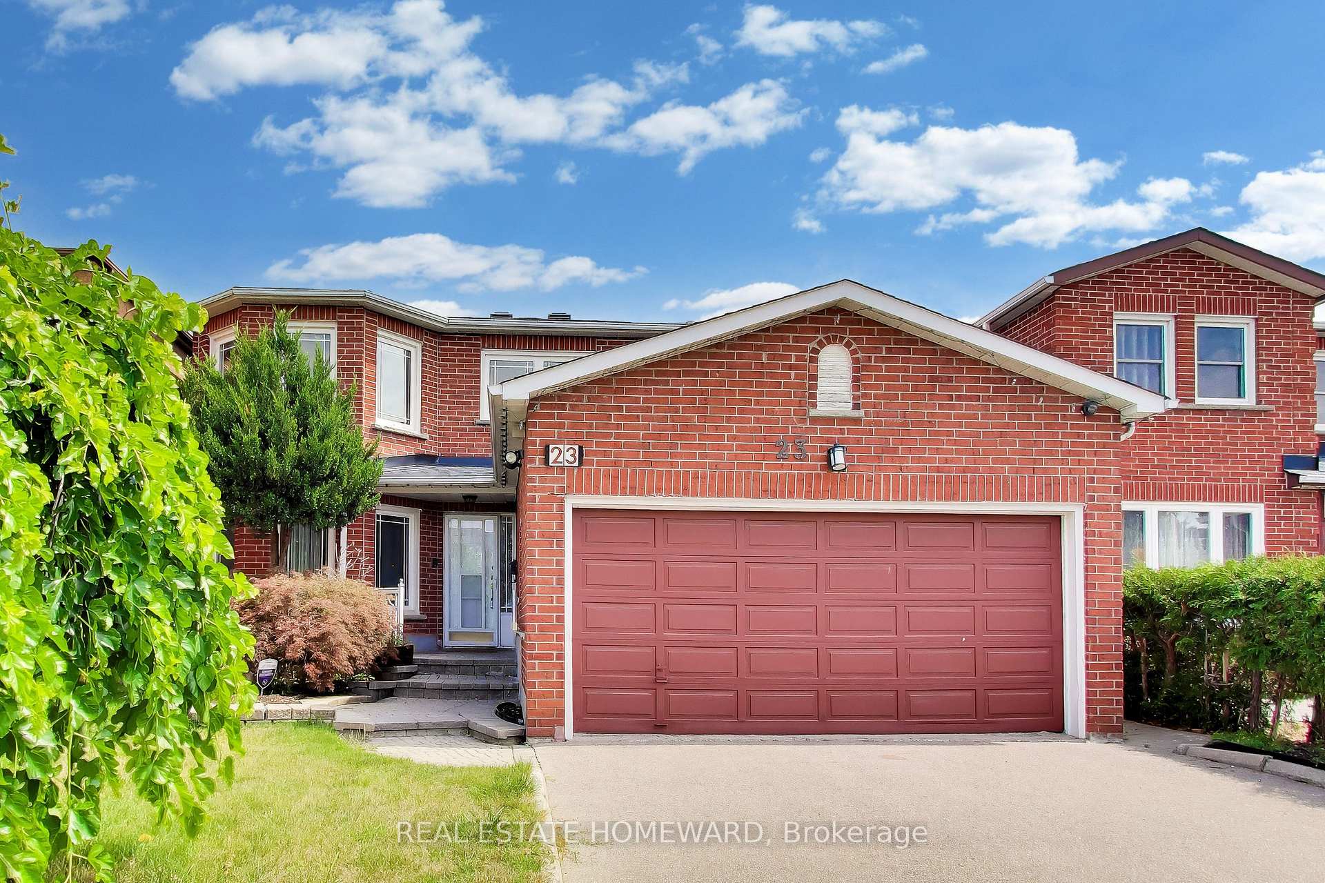 23 Hutchcroft Avenue