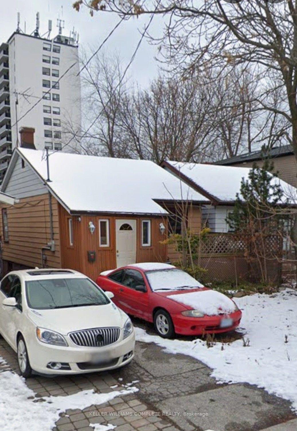 25 Beachdale Avenue
