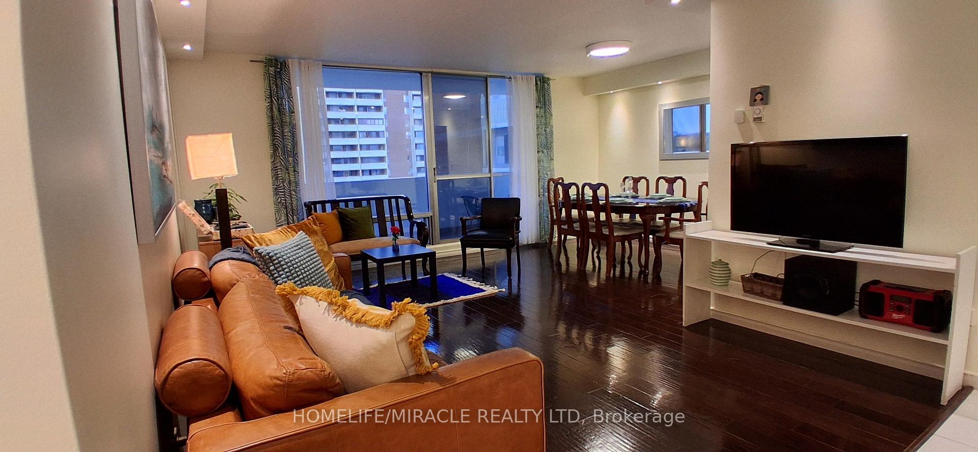 1 Massey Square