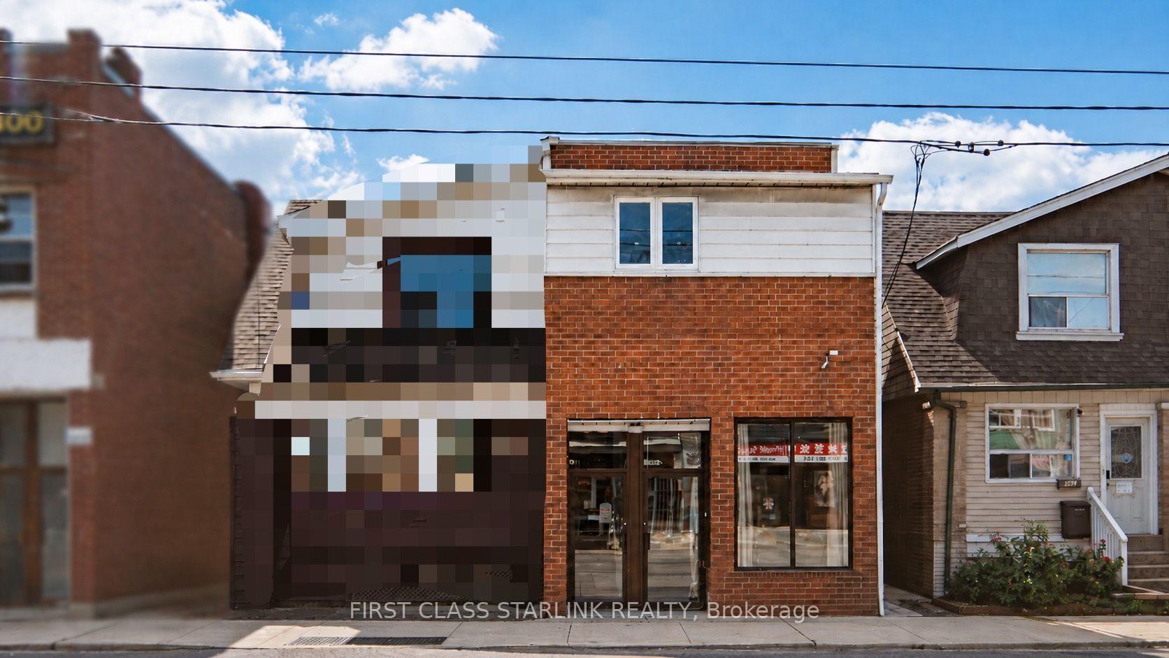 945 Gerrard Street E