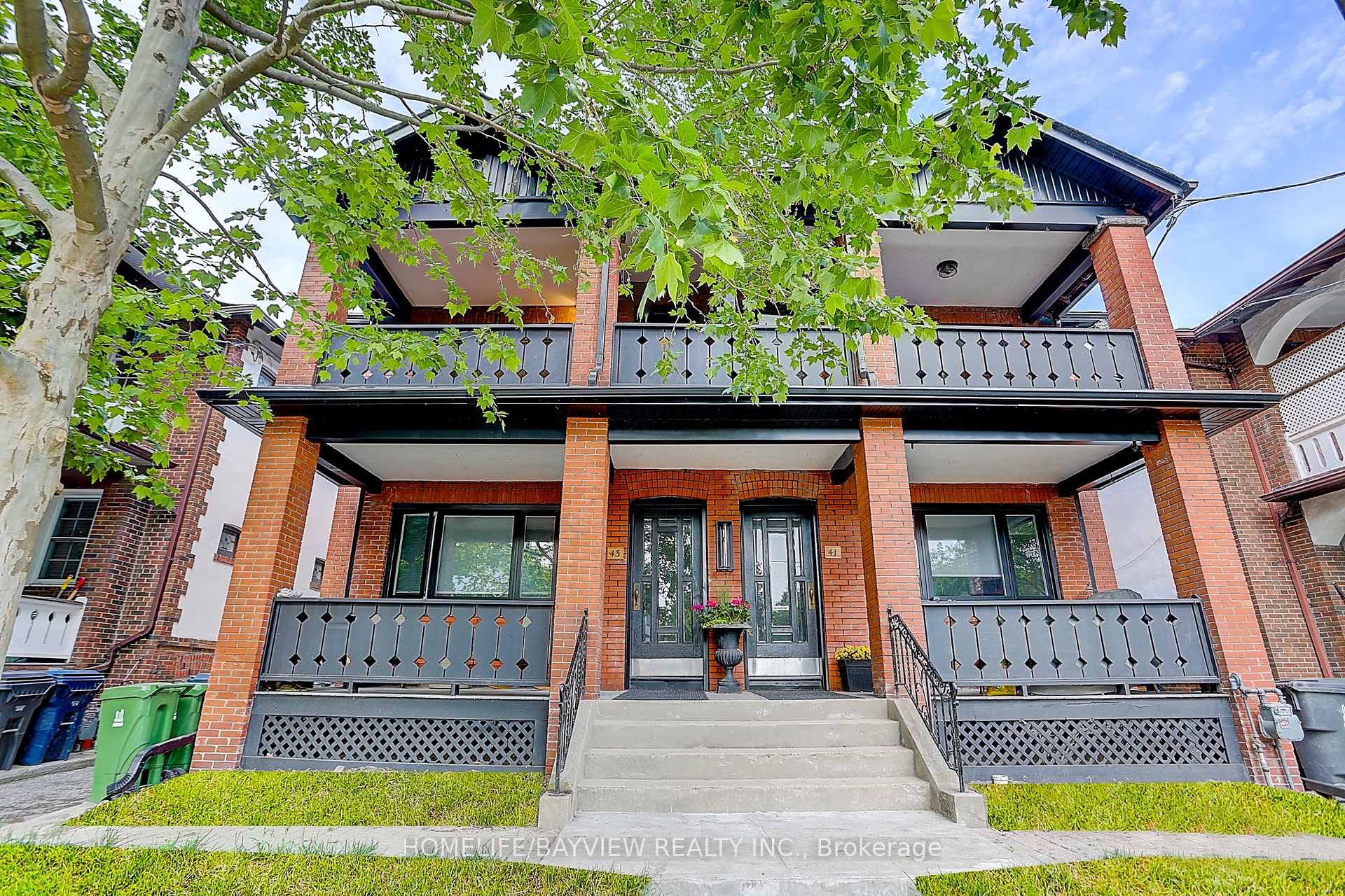 43 Wineva Avenue