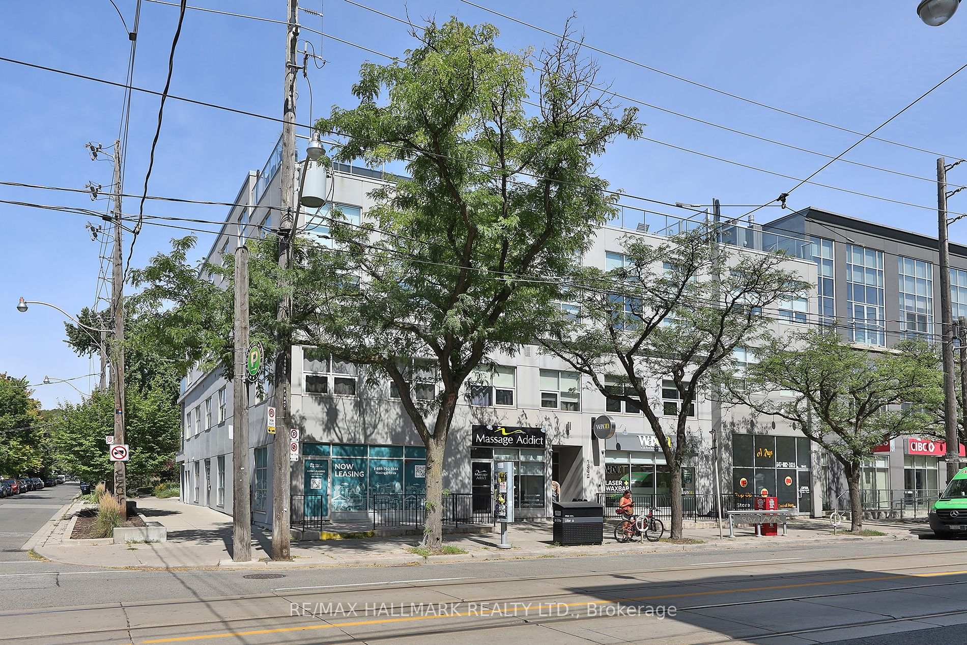 1842 Queen Street E