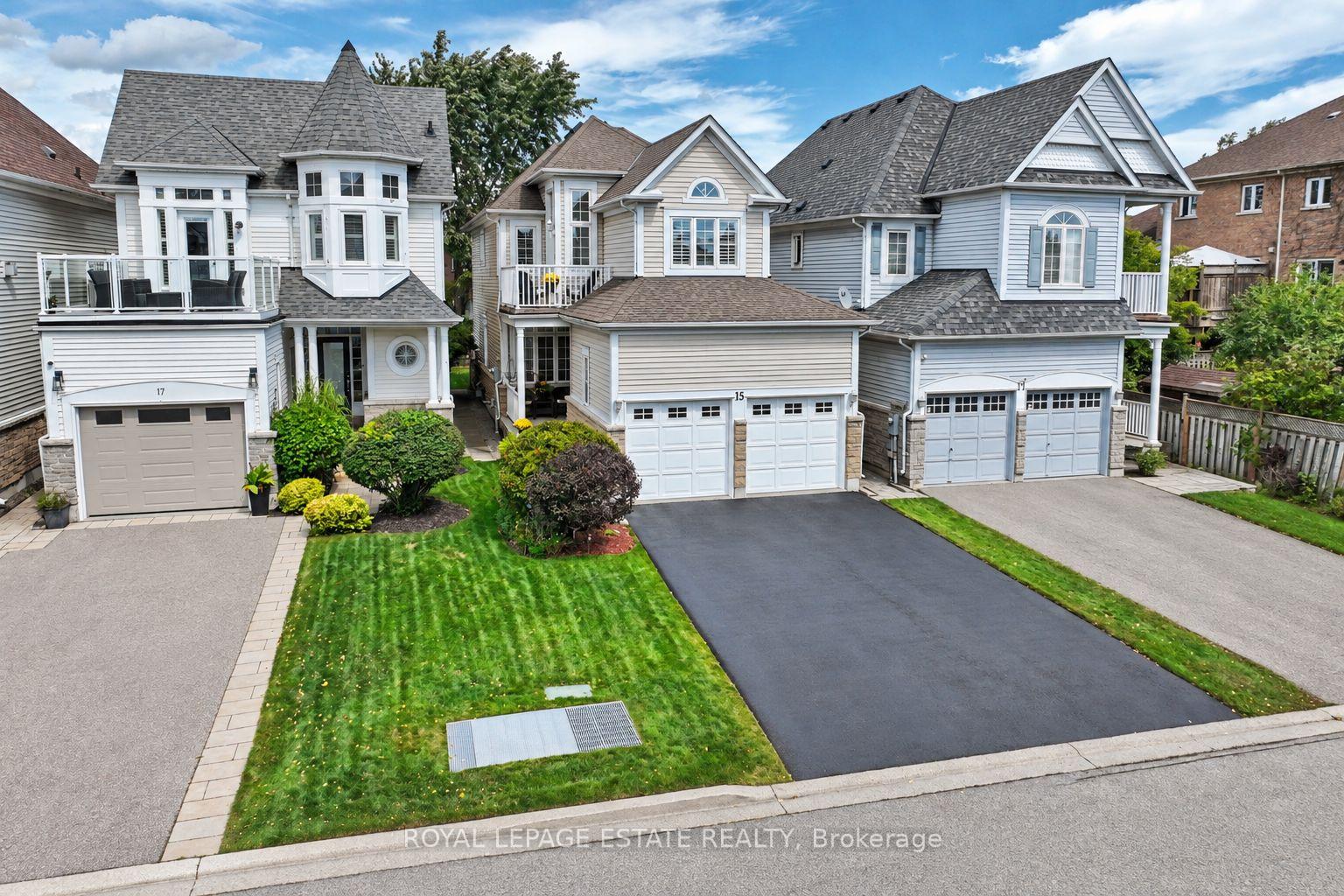 15 Waterbridge Way