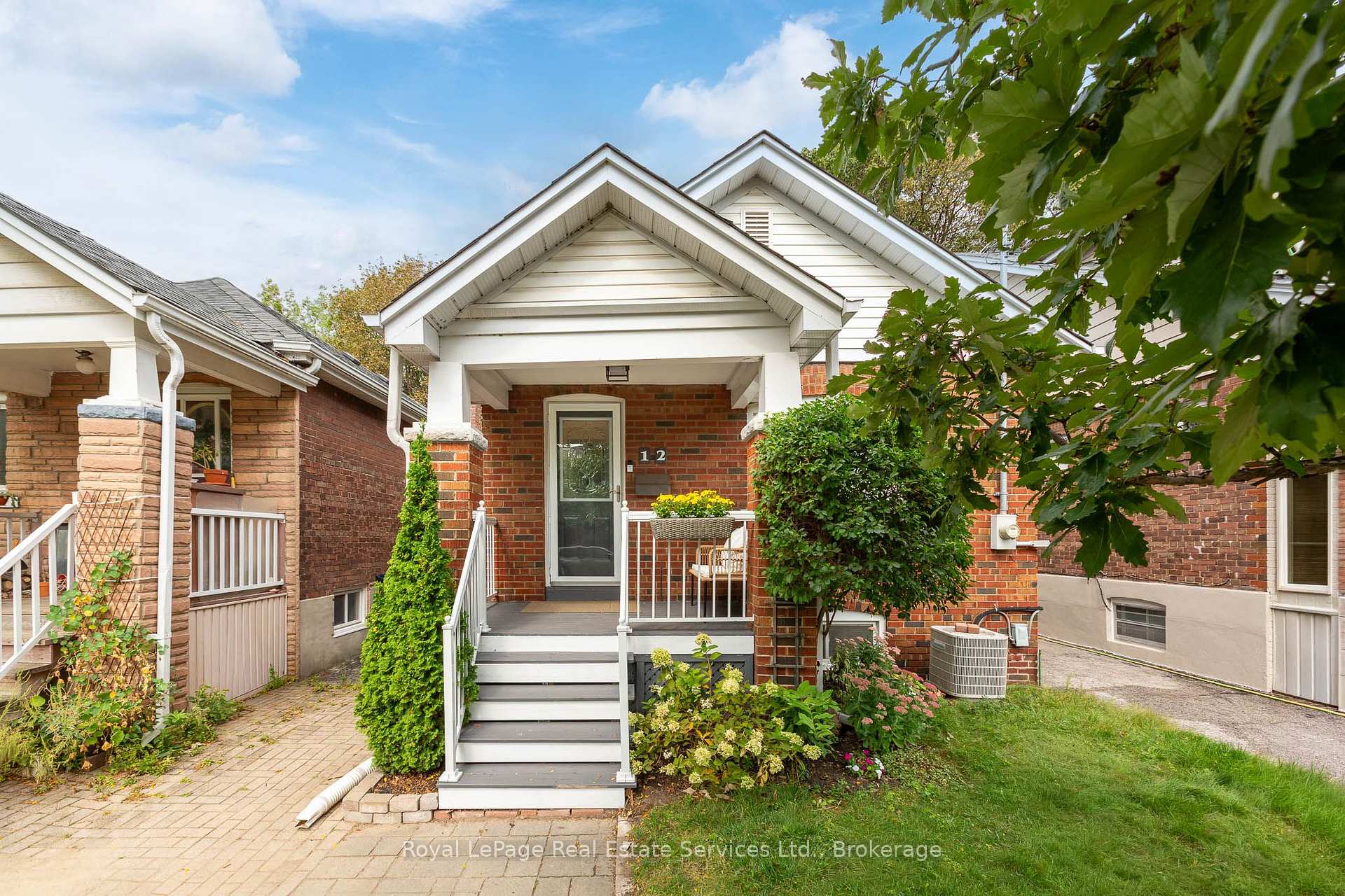12 Newmarket Avenue