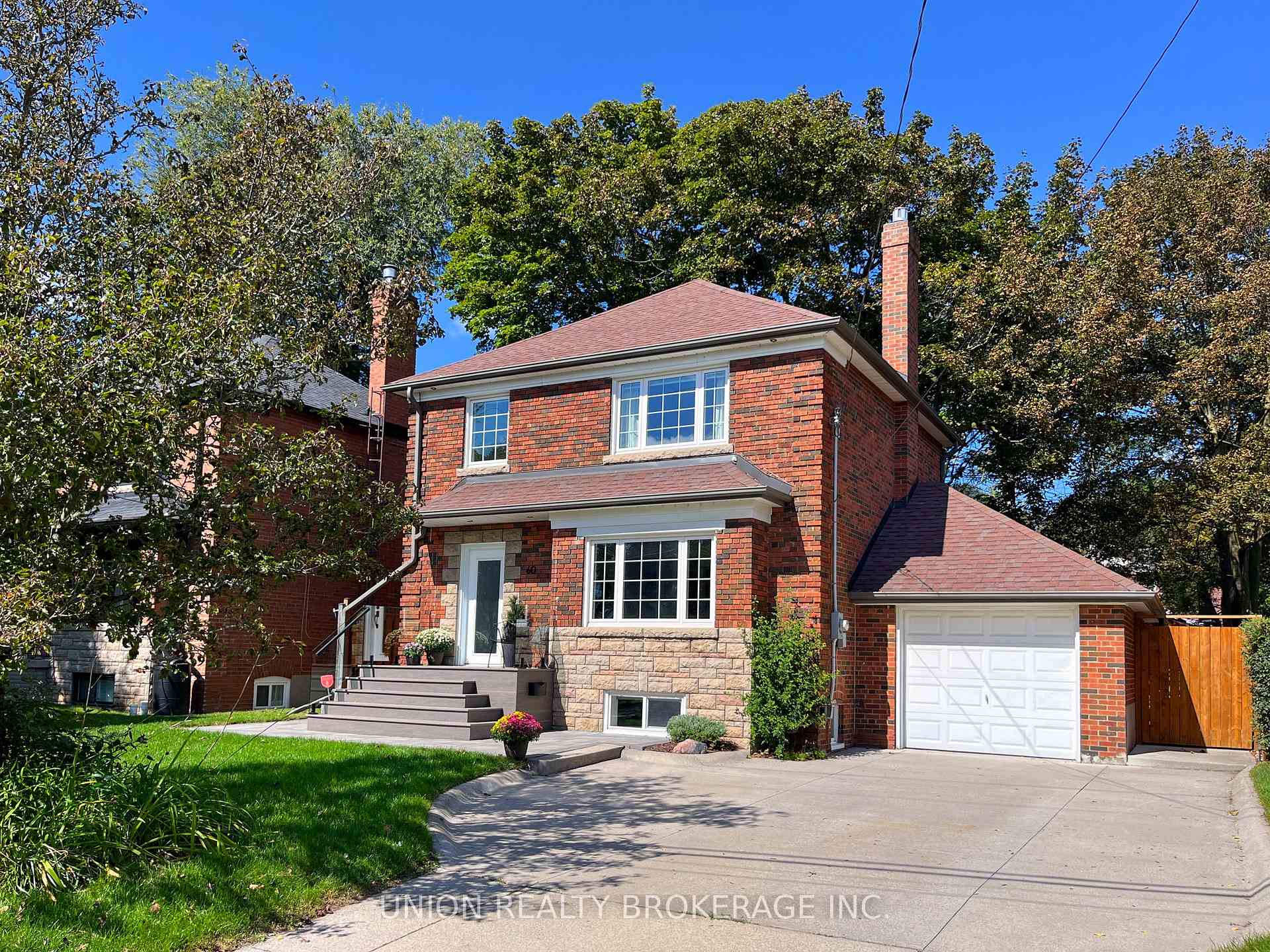 60 Fishleigh Drive