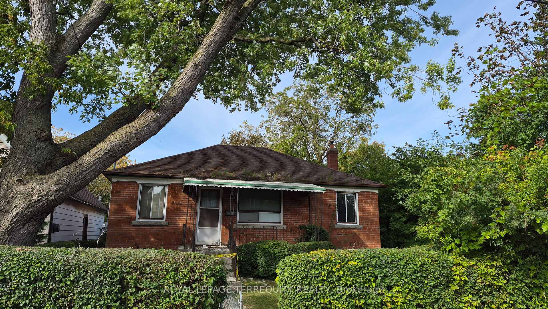228 South Woodrow Boulevard