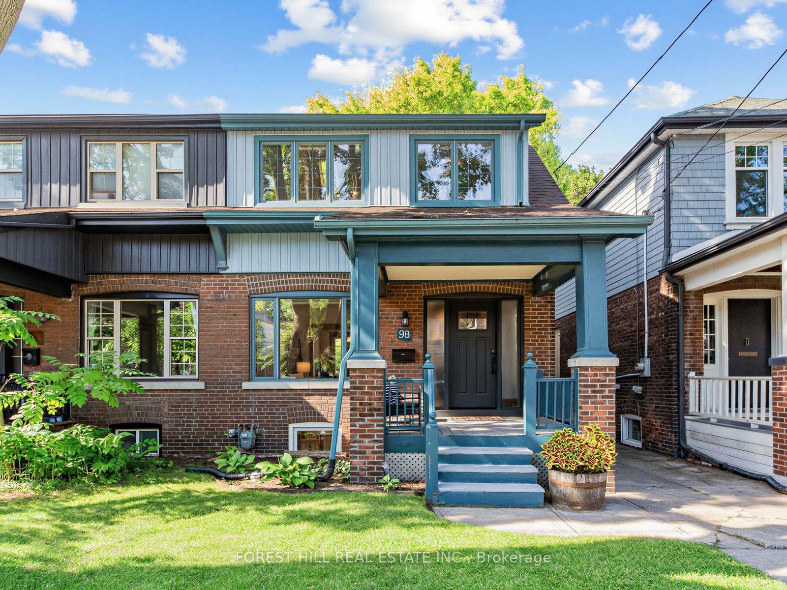 98 Gates Avenue
