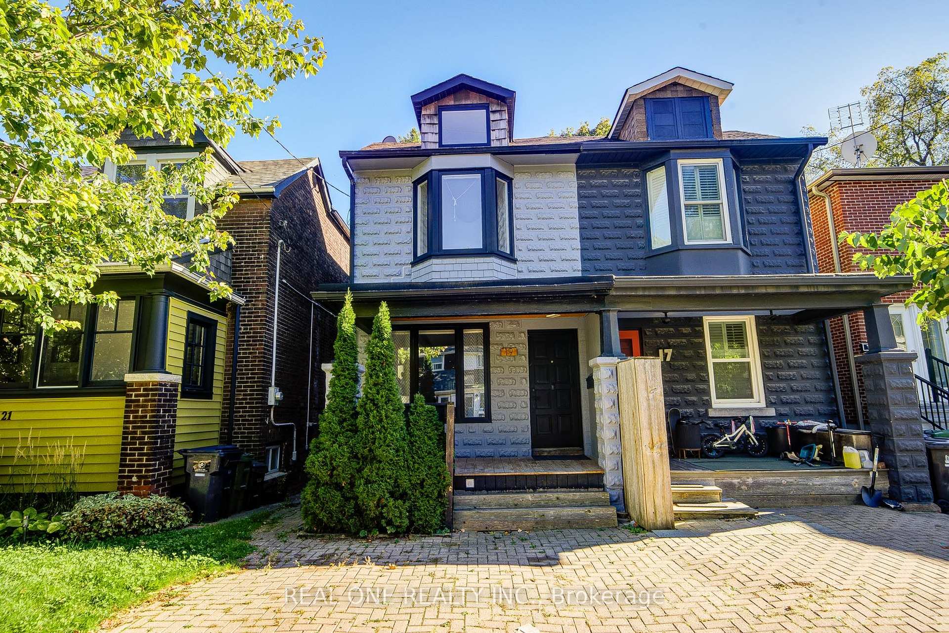 19 Battenberg Avenue