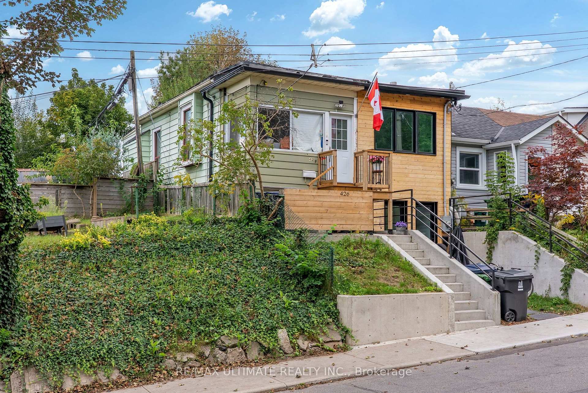 426 Woodfield Road