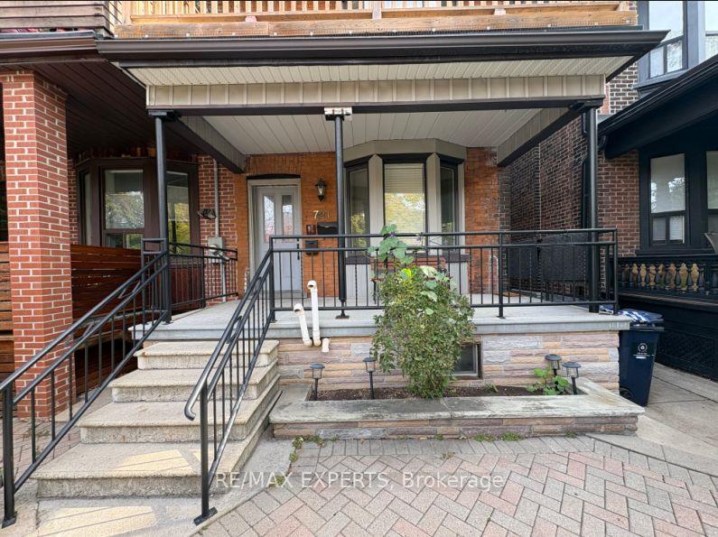 721 Carlaw Avenue