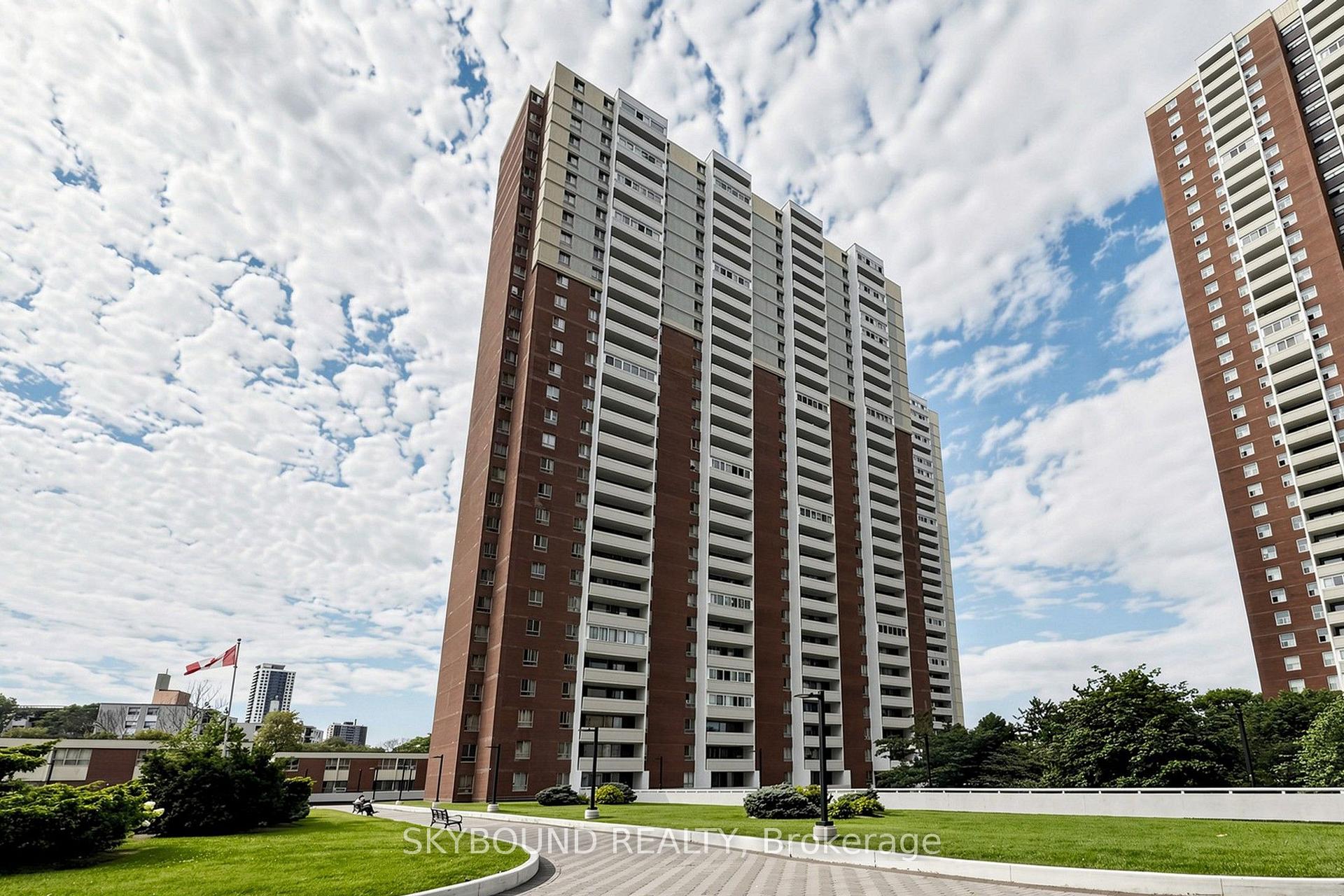 1 Massey Square