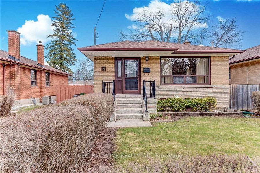 3 Holton Road