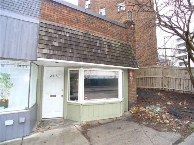 2418 Queen St E