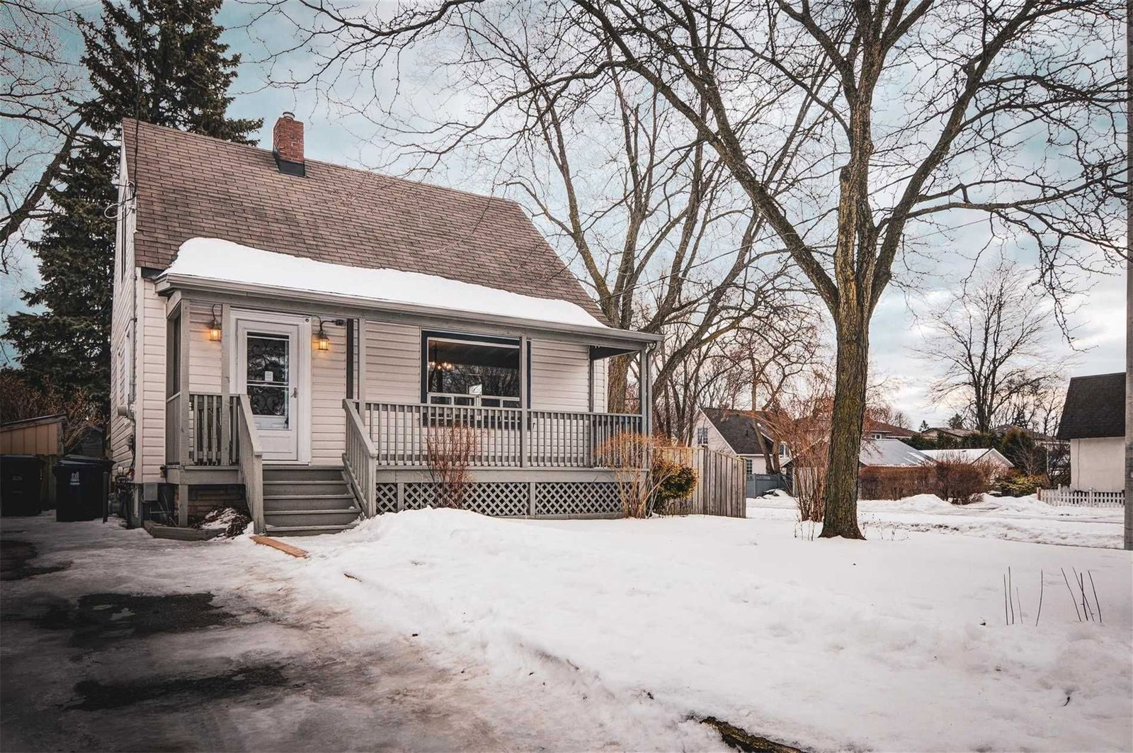 29 Furnival Rd