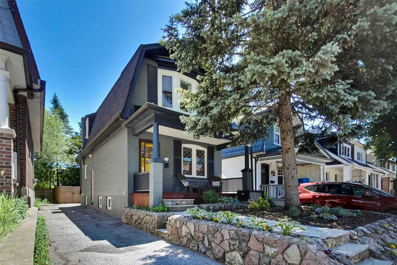 11 Harris Ave