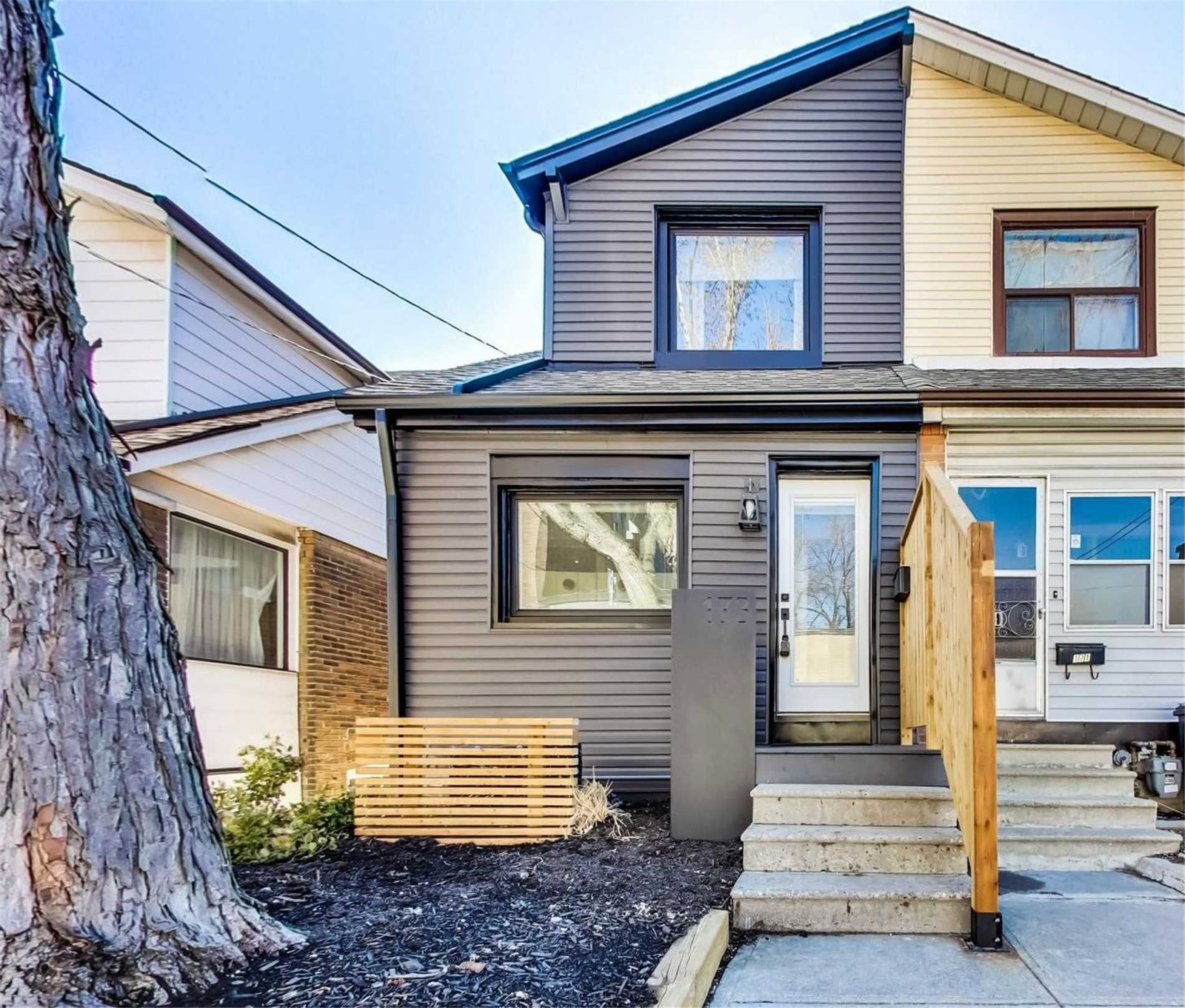 173 Simpson Ave