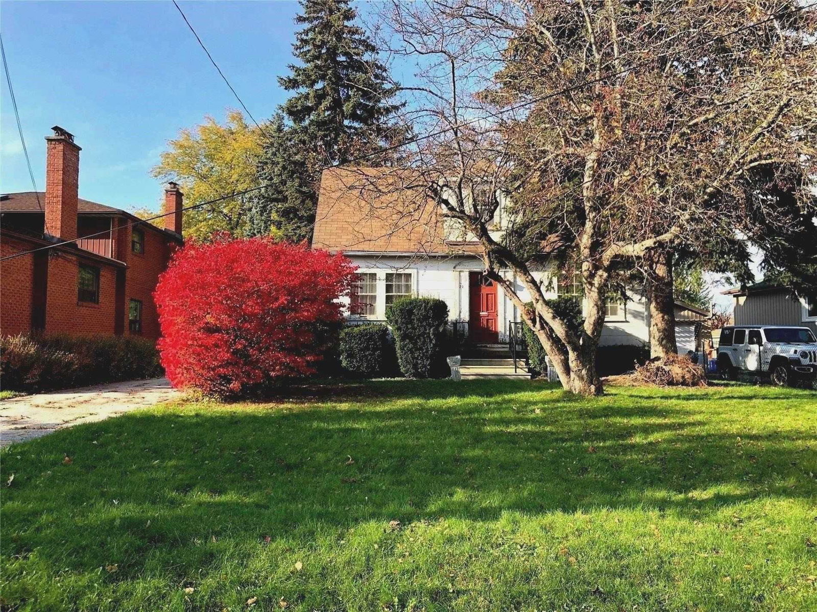 22 Hart Ave