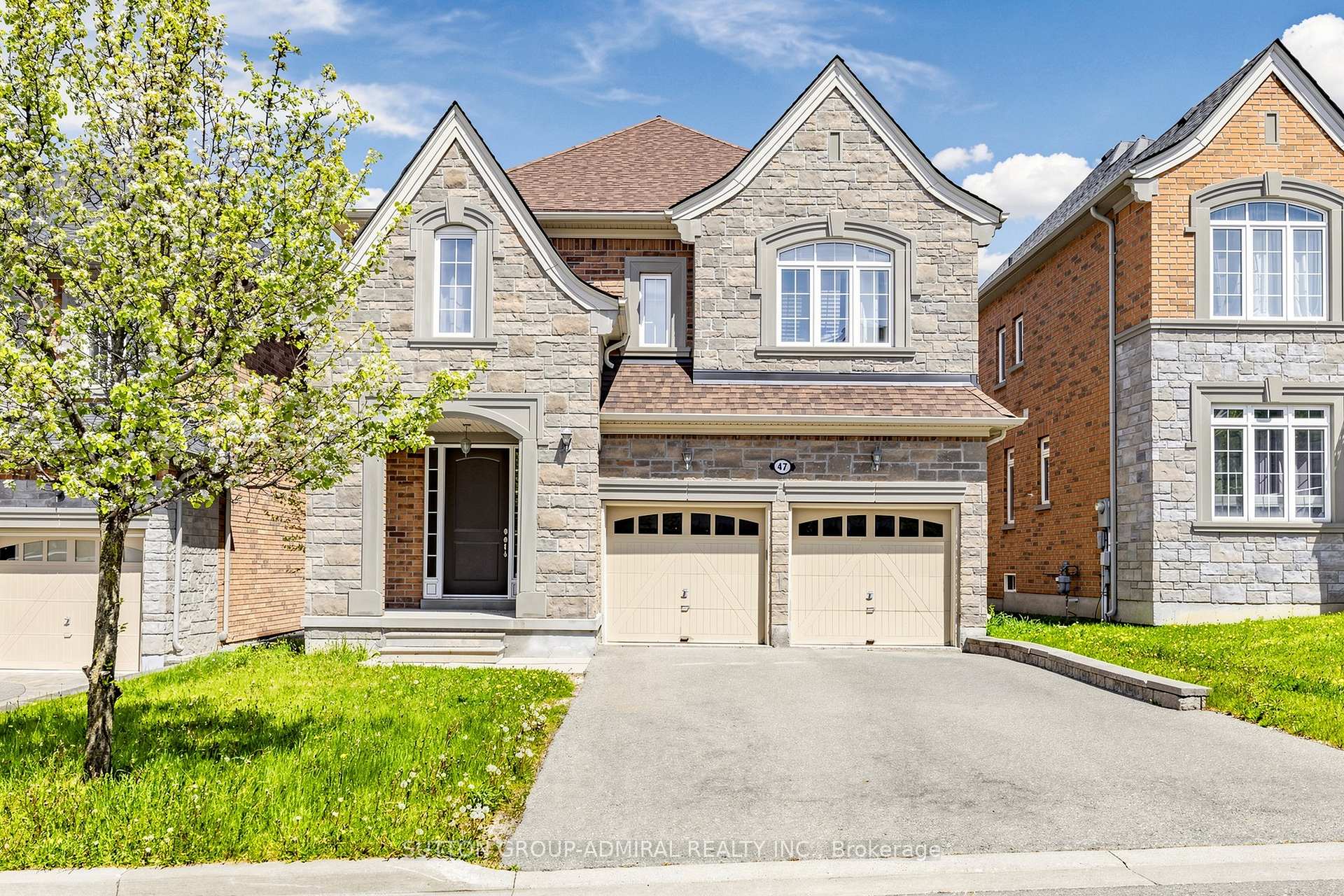 47 Edison Place