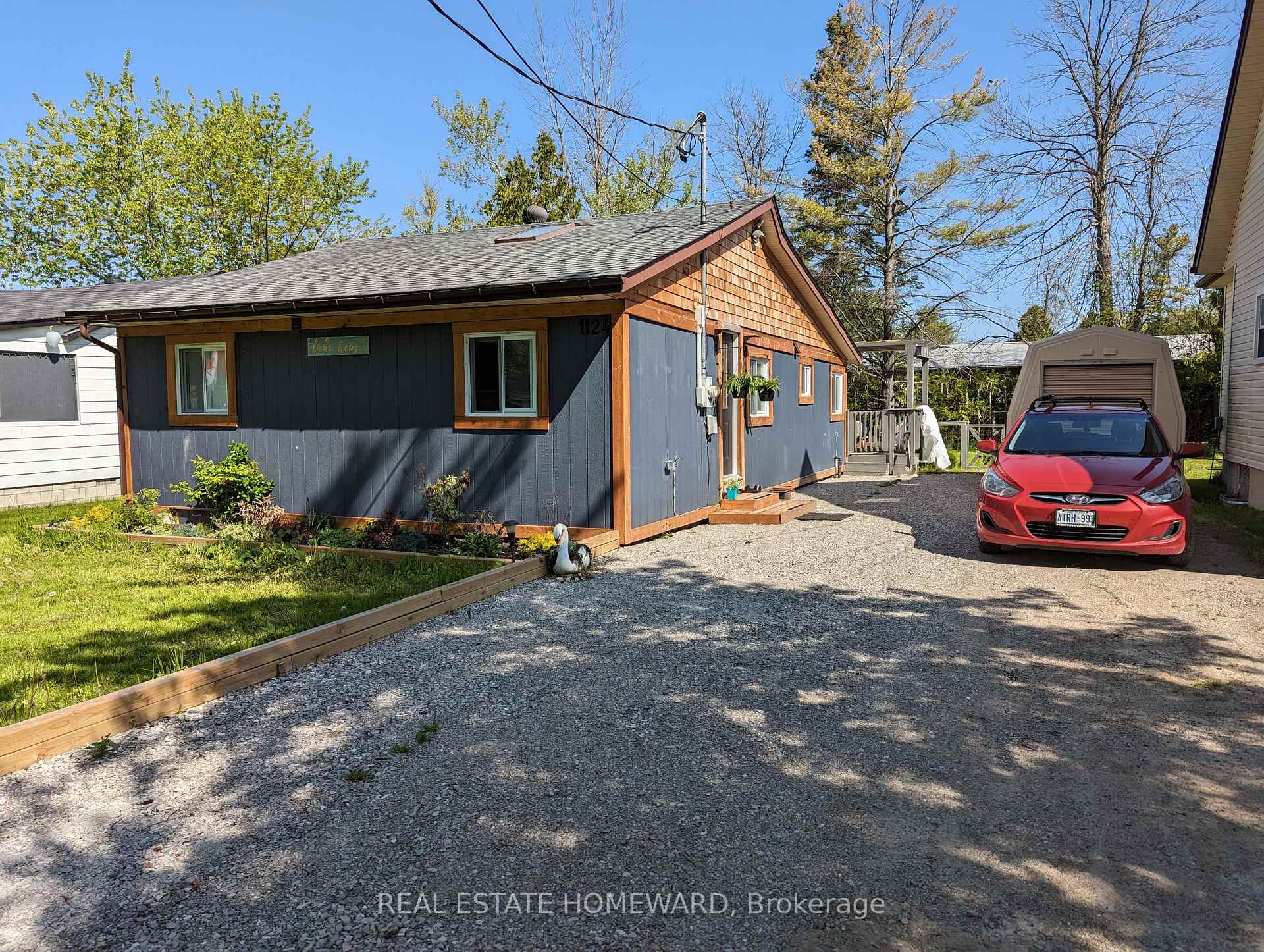 1124 Stoney Point Road