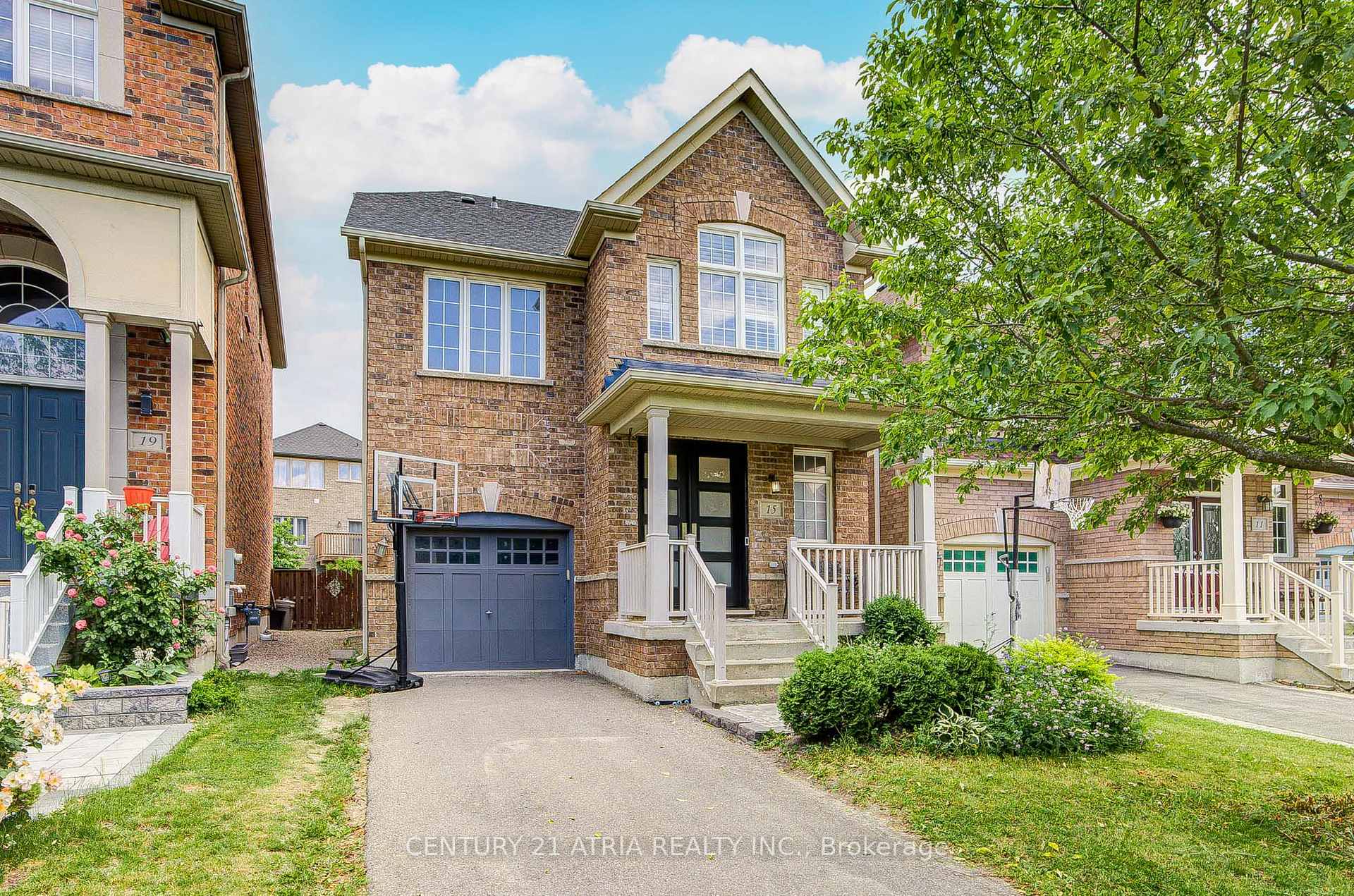 15 Asner Avenue