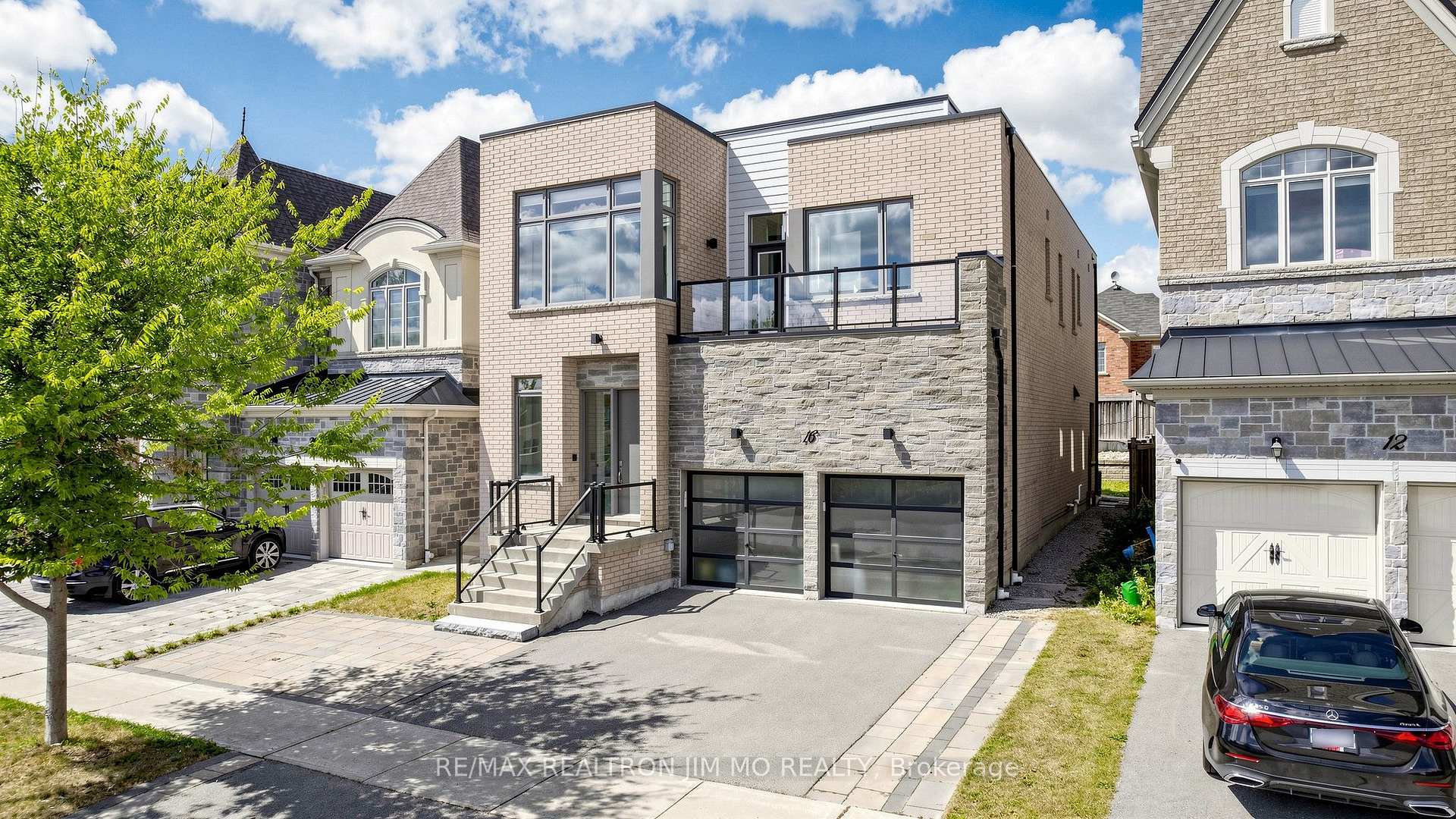 16 Farrell Road