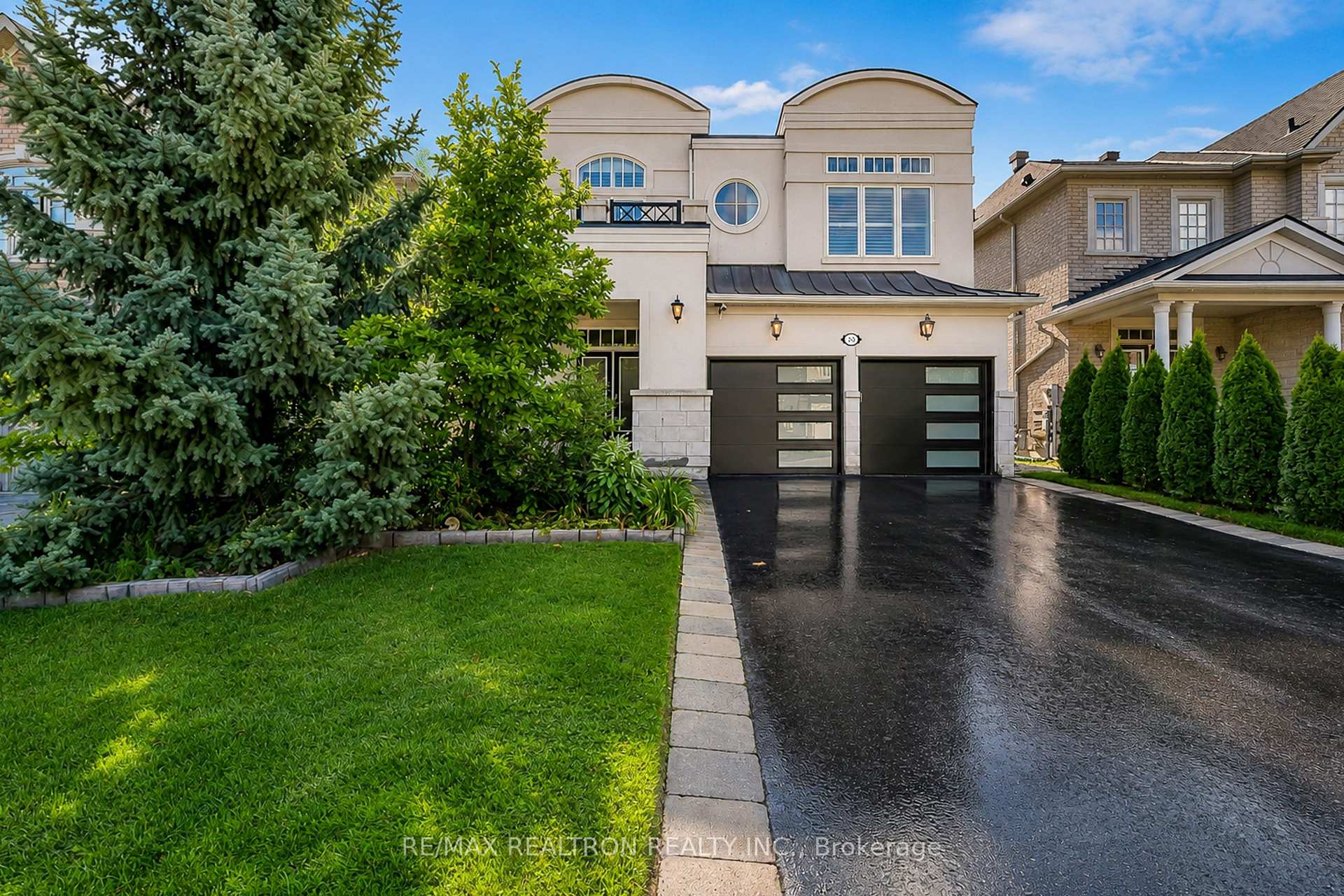 20 Rock Elm Court