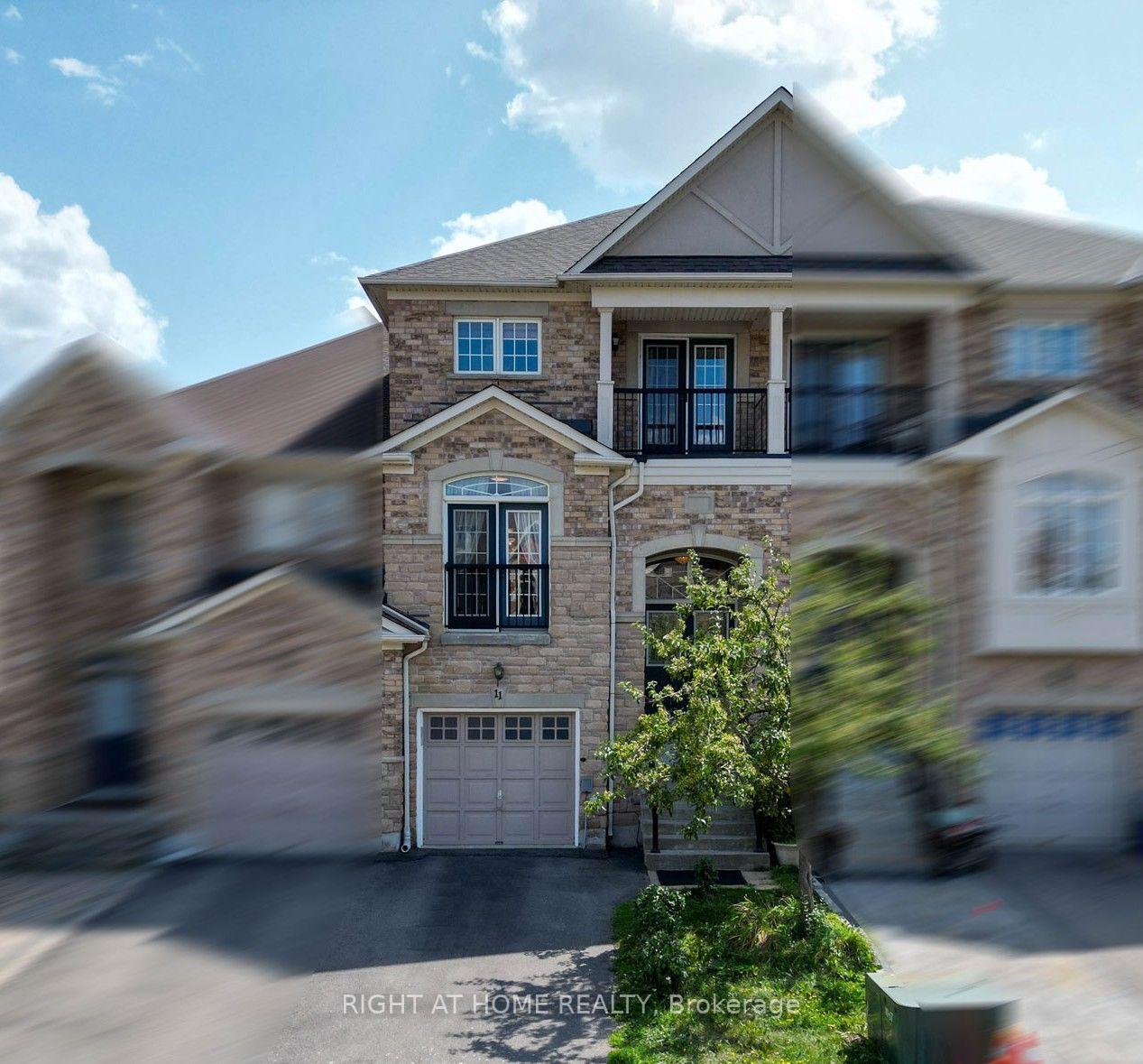 11 Littleriver Court