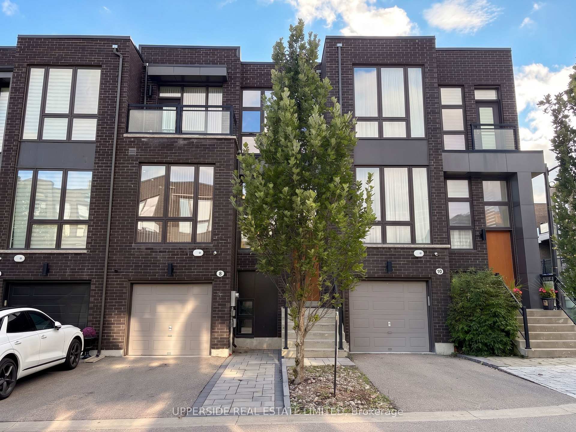 8 Sable Road