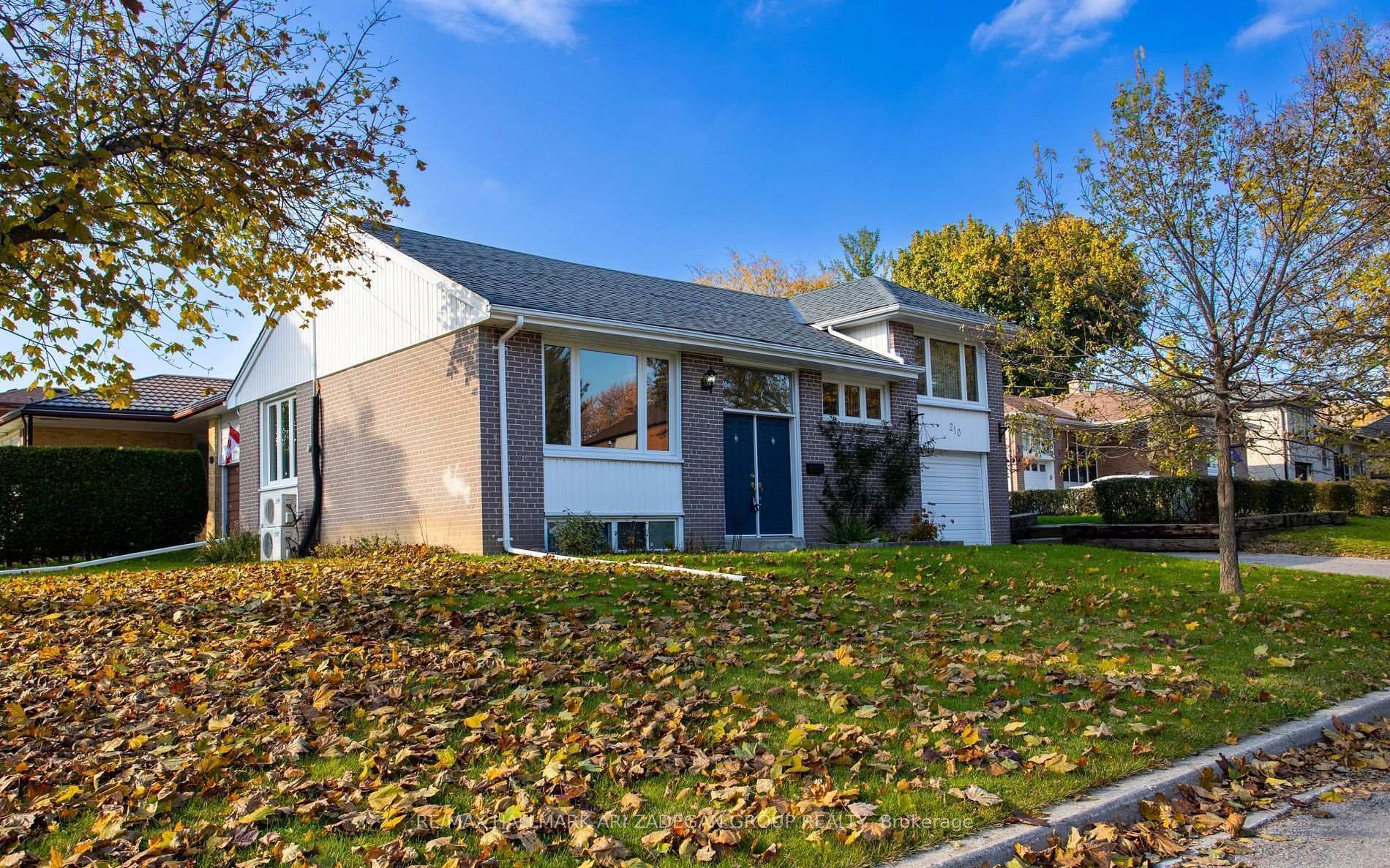 210 Harrygan Crescent